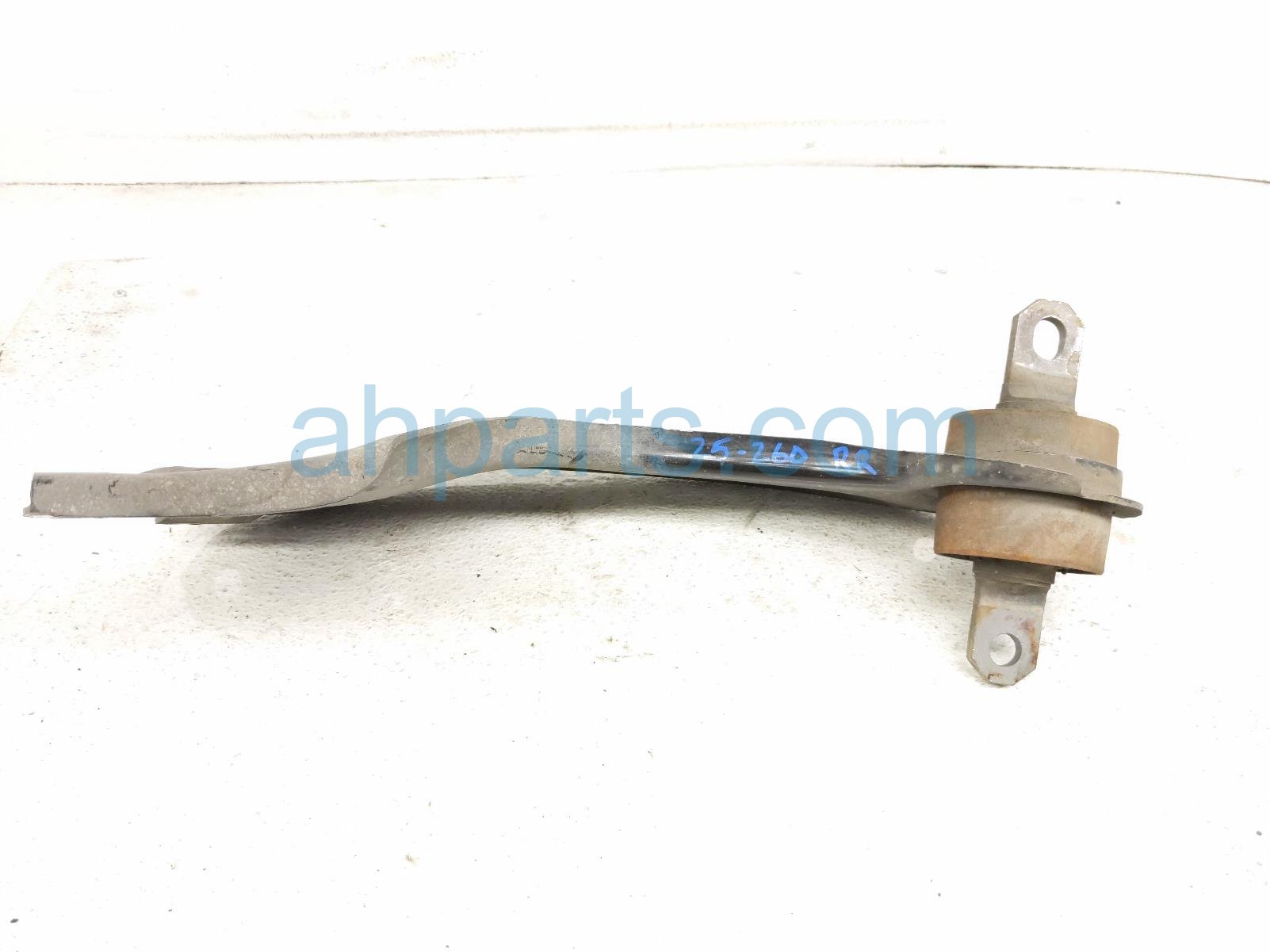$70 Honda RR/RH TRAILING LOWER CONTROL ARM $70 Honda RR/RH TRAILING LOWER CONTROL ARM