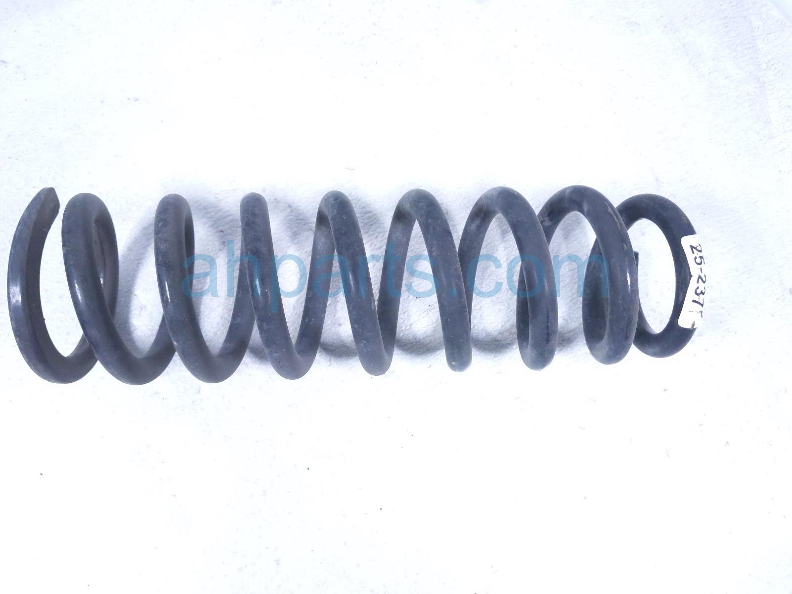 $50 Lexus RR/LH COIL SPRING $50 Lexus RR/LH COIL SPRING