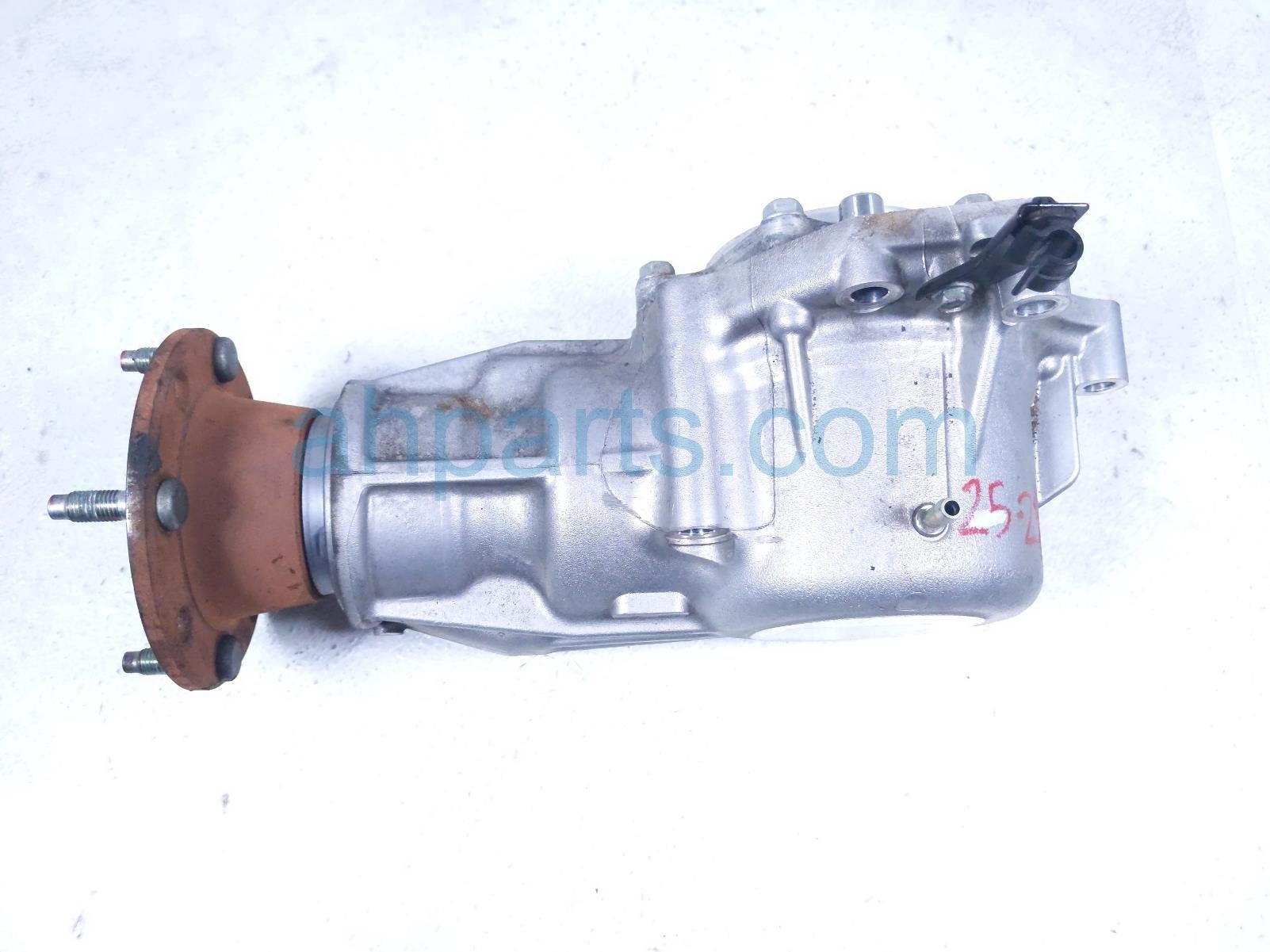 $200 Honda A/T TRANSFER CASE - AWD $200 Honda A/T TRANSFER CASE - AWD