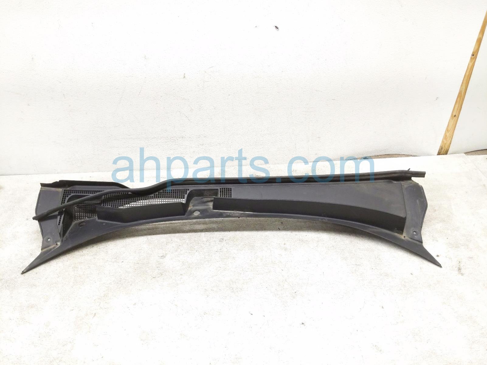 $175 Honda WINDSHIELD COWL TOP PANEL $175 Honda WINDSHIELD COWL TOP PANEL