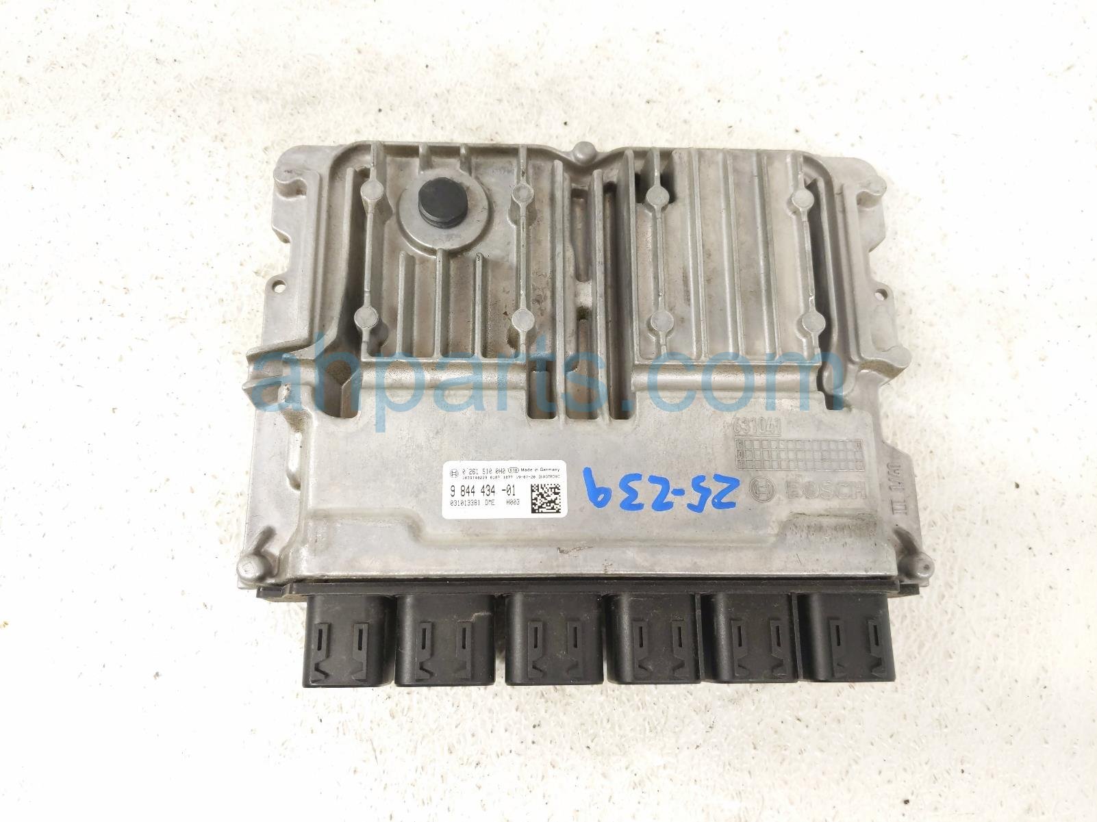 $200 BMW ENGINE COMPUTER MODULE UNIT $200 BMW ENGINE COMPUTER MODULE UNIT