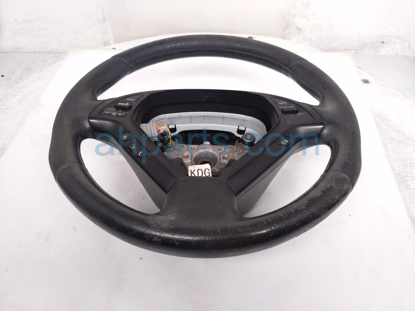 $75 Infiniti STEERING WHEEL - BLACK W/CONTROLS