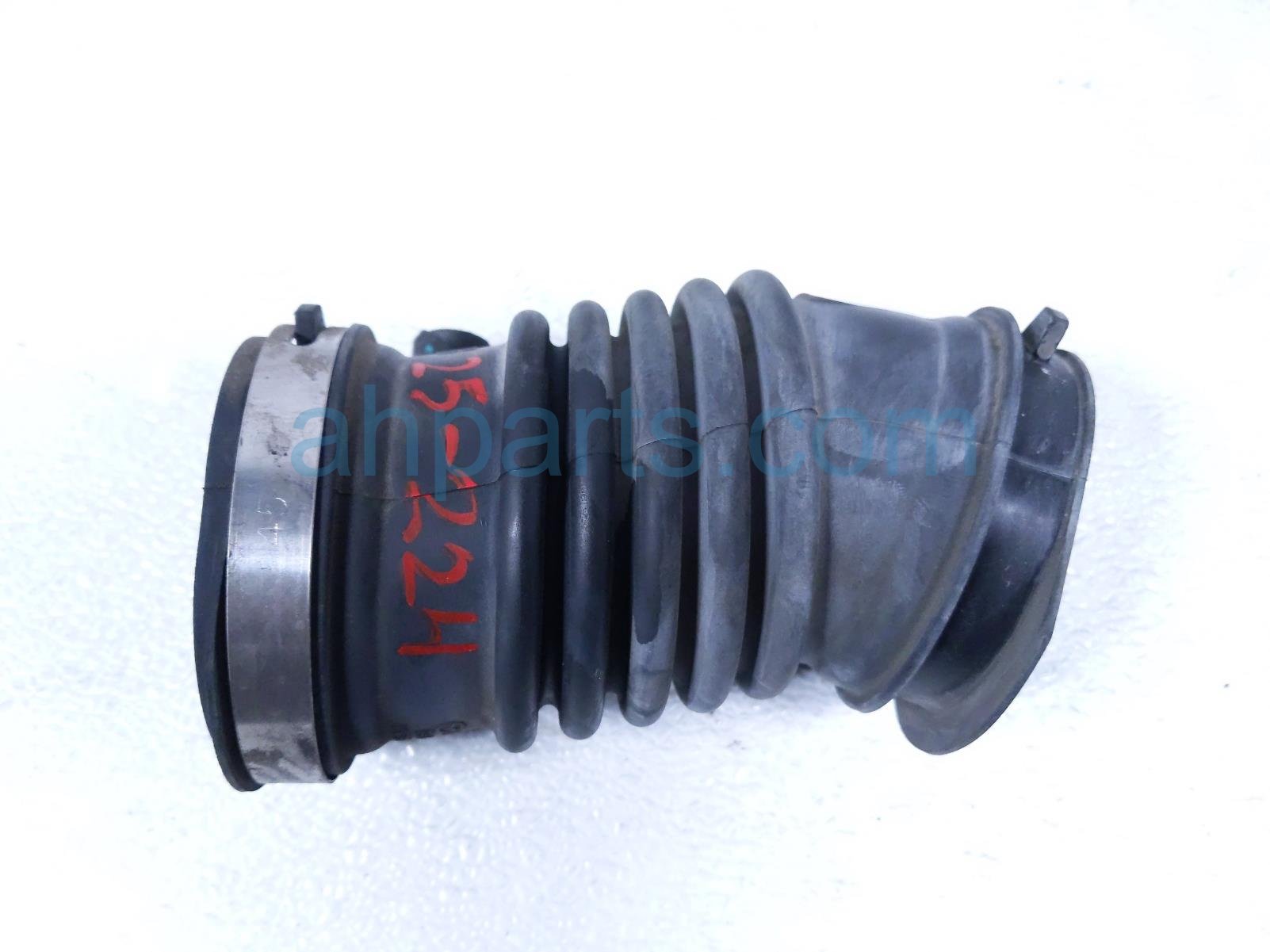 $25 Mazda AIR INTAKE HOSE W/ CLAMPS $25 Mazda AIR INTAKE HOSE W/ CLAMPS