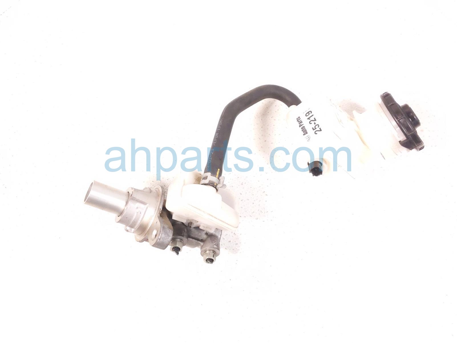 $85 Honda BRAKE MASTER CYLINDER W/RESERVOIR