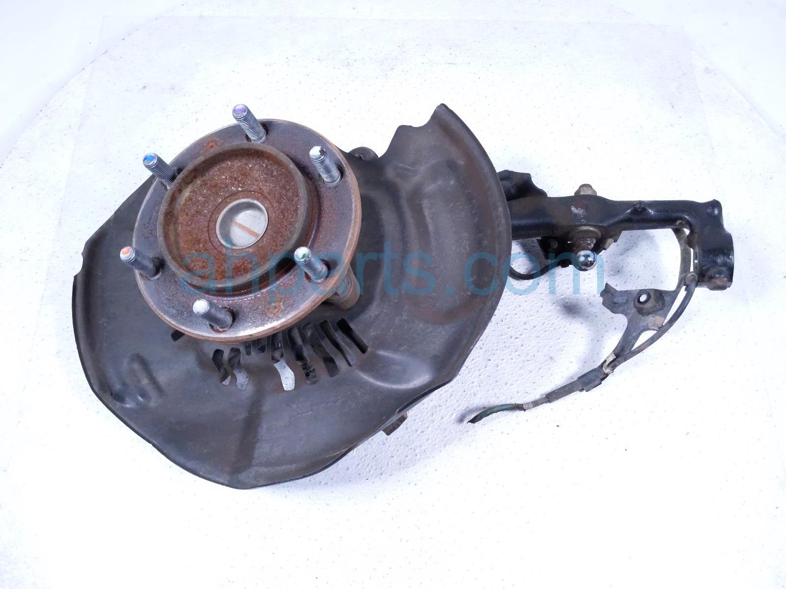 $325 Toyota FR/RH SPINDLE KNUCKLE HUB $325 Toyota FR/RH SPINDLE KNUCKLE HUB