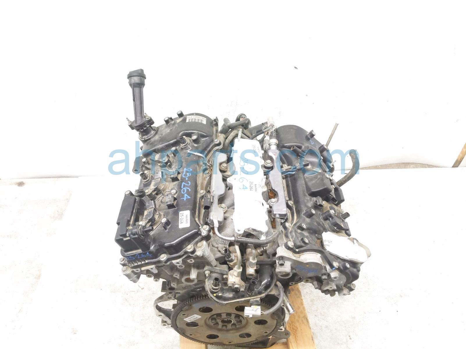 2019 Toyota Tacoma Long Block Engine / Motor = 55k Mi 19000 0P400 Replacement 2019 Toyota Tacoma Long Block Engine / Motor = 55k Mi 19000 0P400 Replacement thumbnail