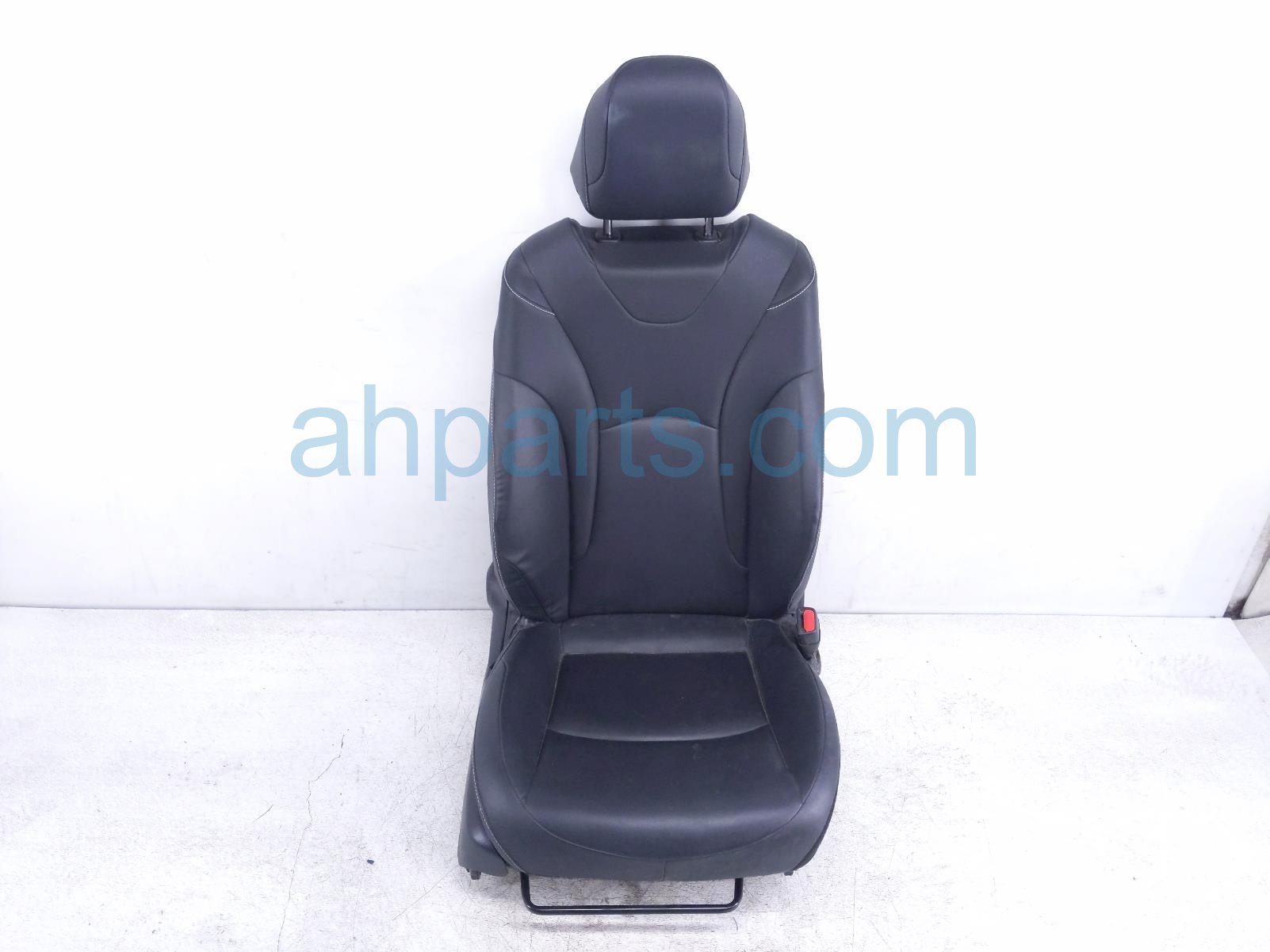 $199 Toyota FR/RH SEAT - BLACK - W/ AIRBAG $199 Toyota FR/RH SEAT - BLACK - W/ AIRBAG