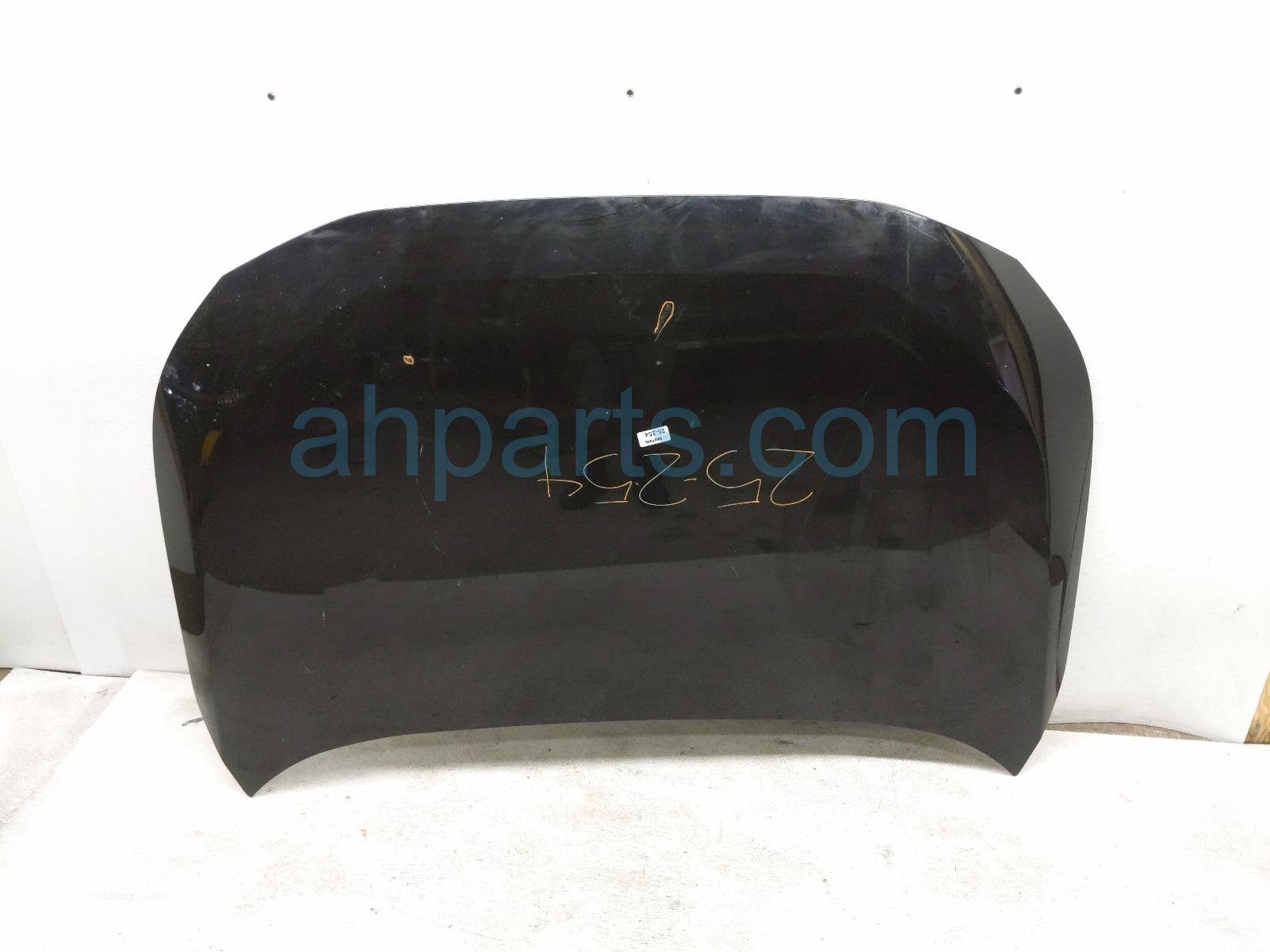 $525 Toyota HOOD - BLACK - SCUFFS / SCRATCHES