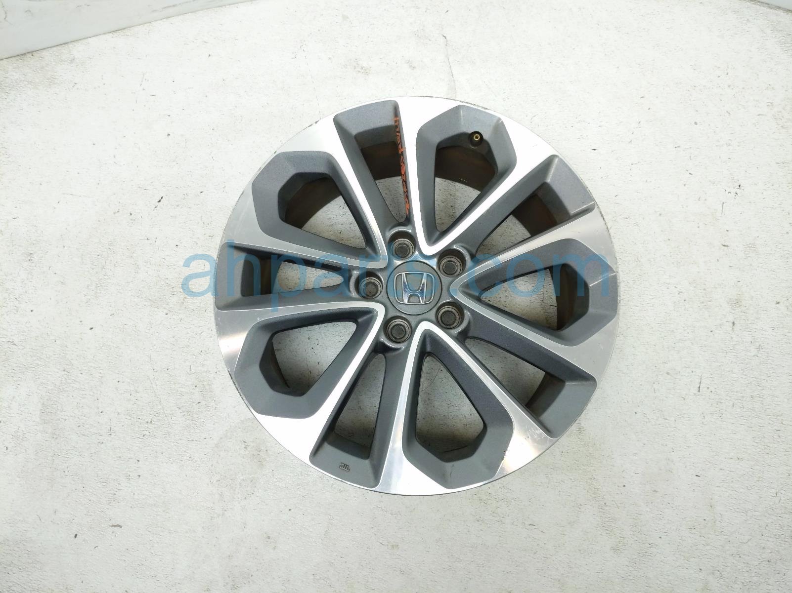 $149 Honda RR/LH WHEEL / RIM - SOME CURB