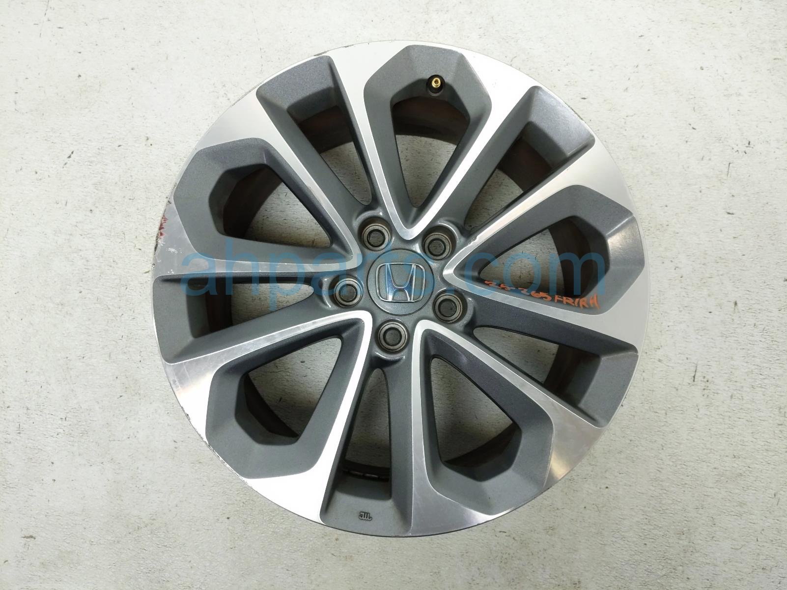 $175 Honda FR/RH WHEEL / RIM - LIGHT CURB