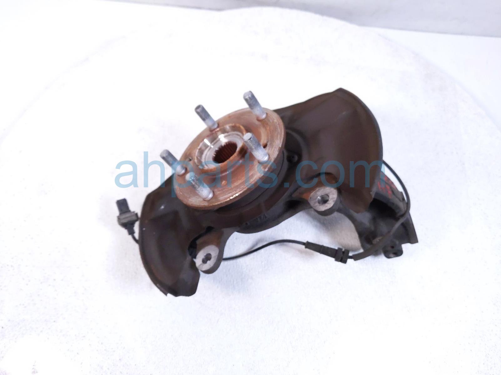 $115 Honda FR/RH SPINDLE KNUCKLE HUB $115 Honda FR/RH SPINDLE KNUCKLE HUB