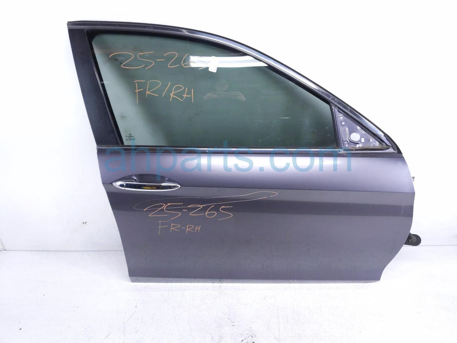 $445 Honda FR/RH DOOR - GREY - NO MIRROR/TRIM $445 Honda FR/RH DOOR - GREY - NO MIRROR/TRIM