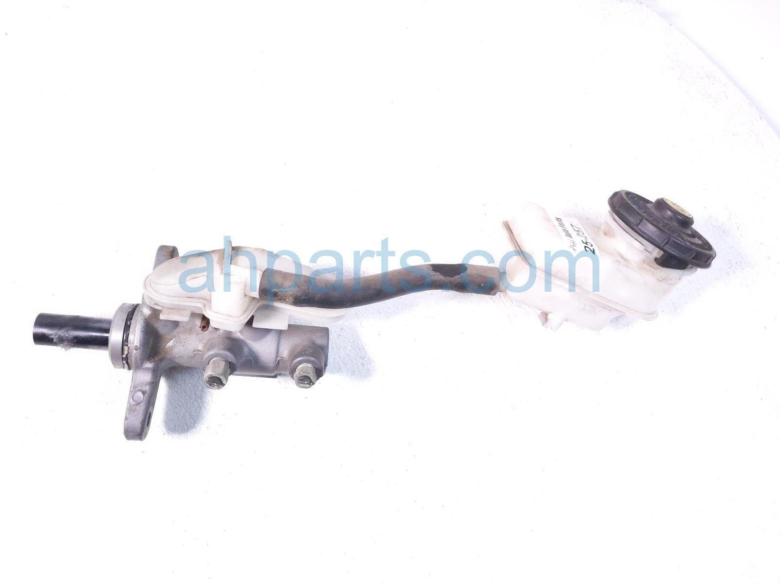 $25 Honda BRAKE MASTER CYLINDER W/RESERVOIR $25 Honda BRAKE MASTER CYLINDER W/RESERVOIR