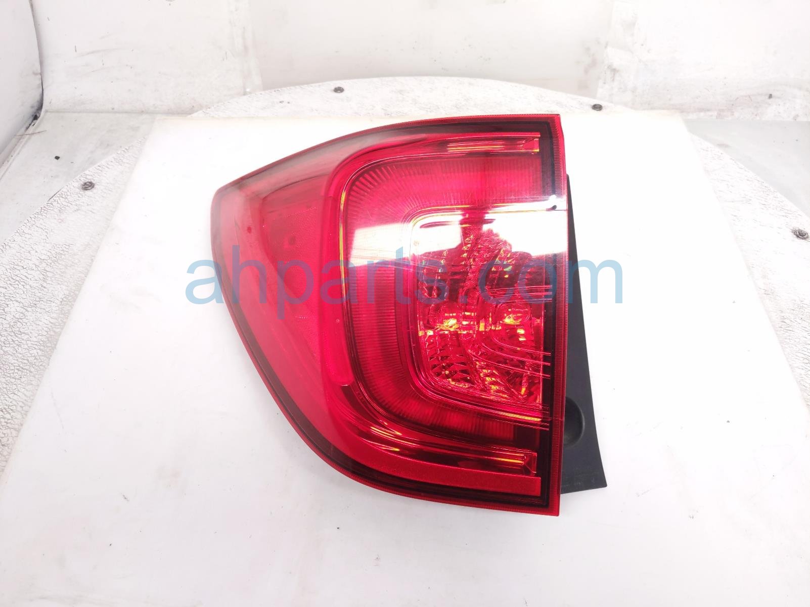 $85 Honda LH TAIL LAMP (ON BODY) $85 Honda LH TAIL LAMP (ON BODY)