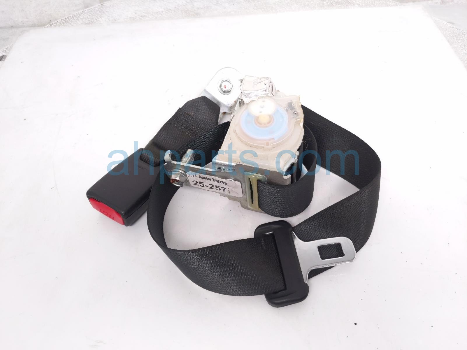 $35 Honda REAR MID SEAT BELT RETRACTOR-BLACK $35 Honda REAR MID SEAT BELT RETRACTOR-BLACK