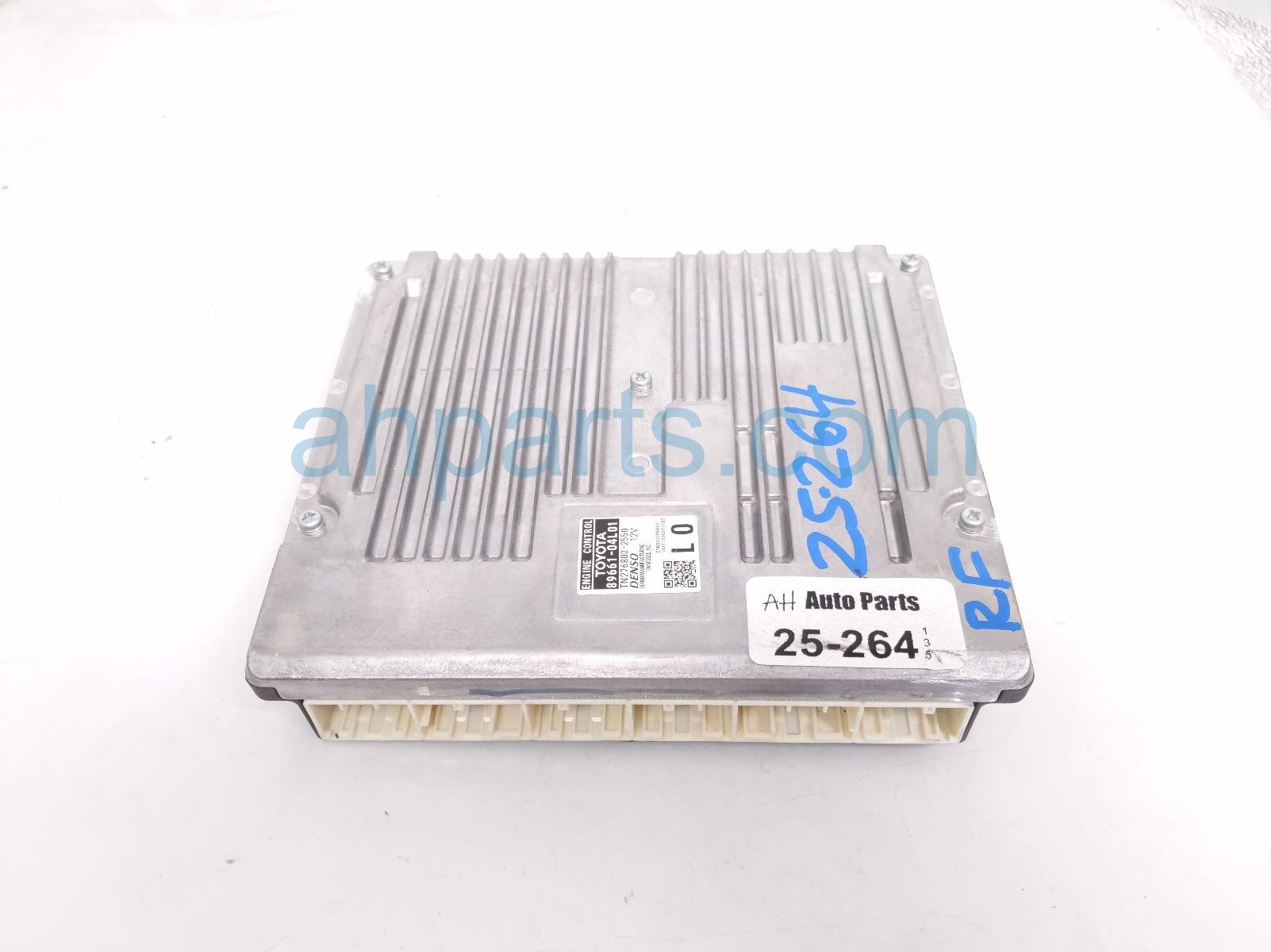 $125 Toyota ENGINE COMPUTER UNIT - AT $125 Toyota ENGINE COMPUTER UNIT - AT