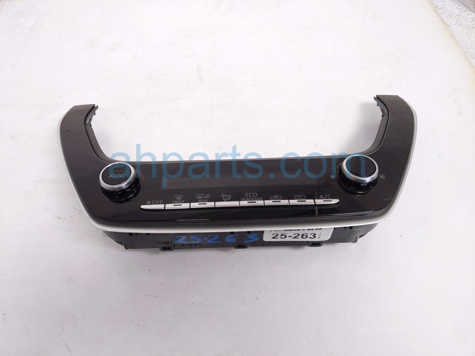 $74 Toyota HEATER / AC CONTROL (ON DASH) $74 Toyota HEATER / AC CONTROL (ON DASH)