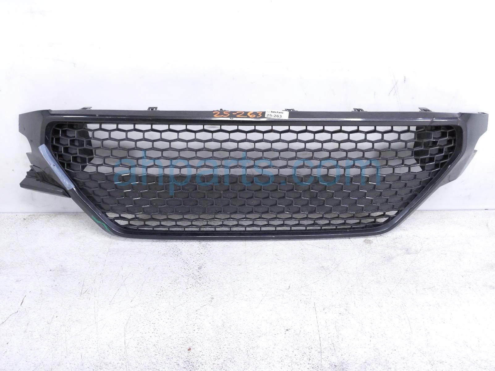 $40 Toyota LOWER GRILLE - DARK GREY $40 Toyota LOWER GRILLE - DARK GREY