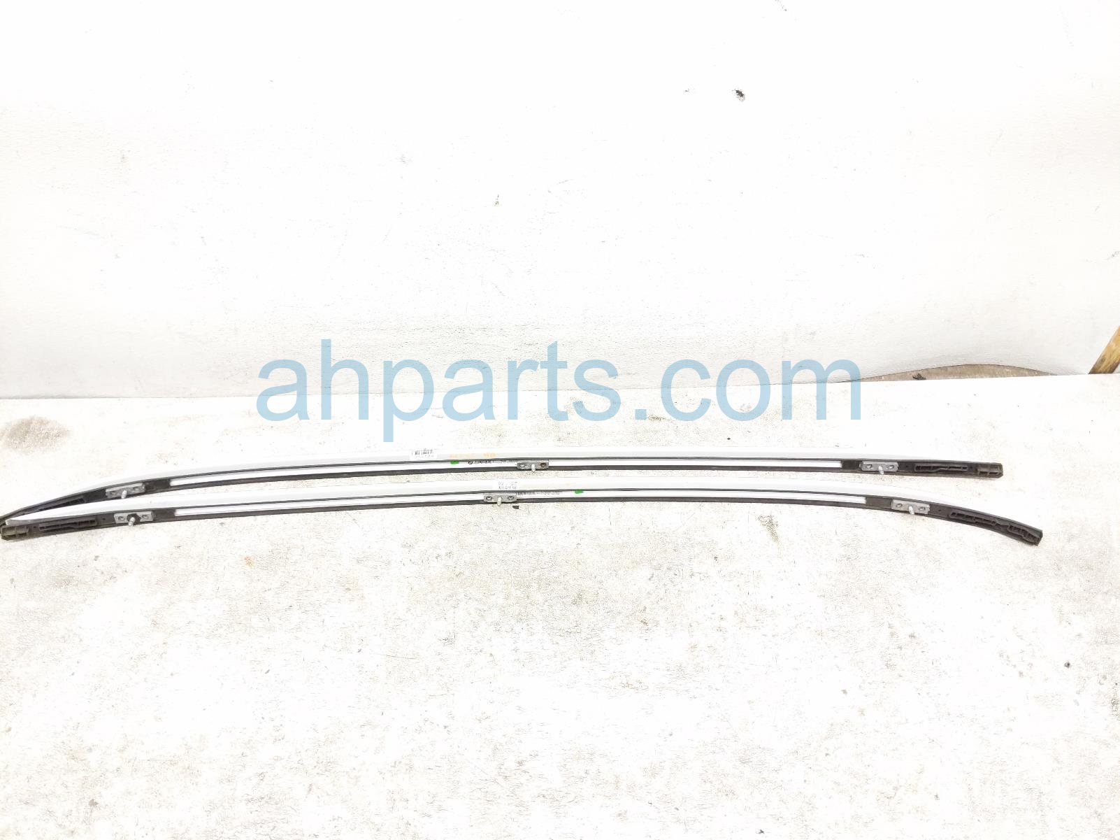 $245 BMW LH & RH ROOF RAILS - CHROME $245 BMW LH & RH ROOF RAILS - CHROME