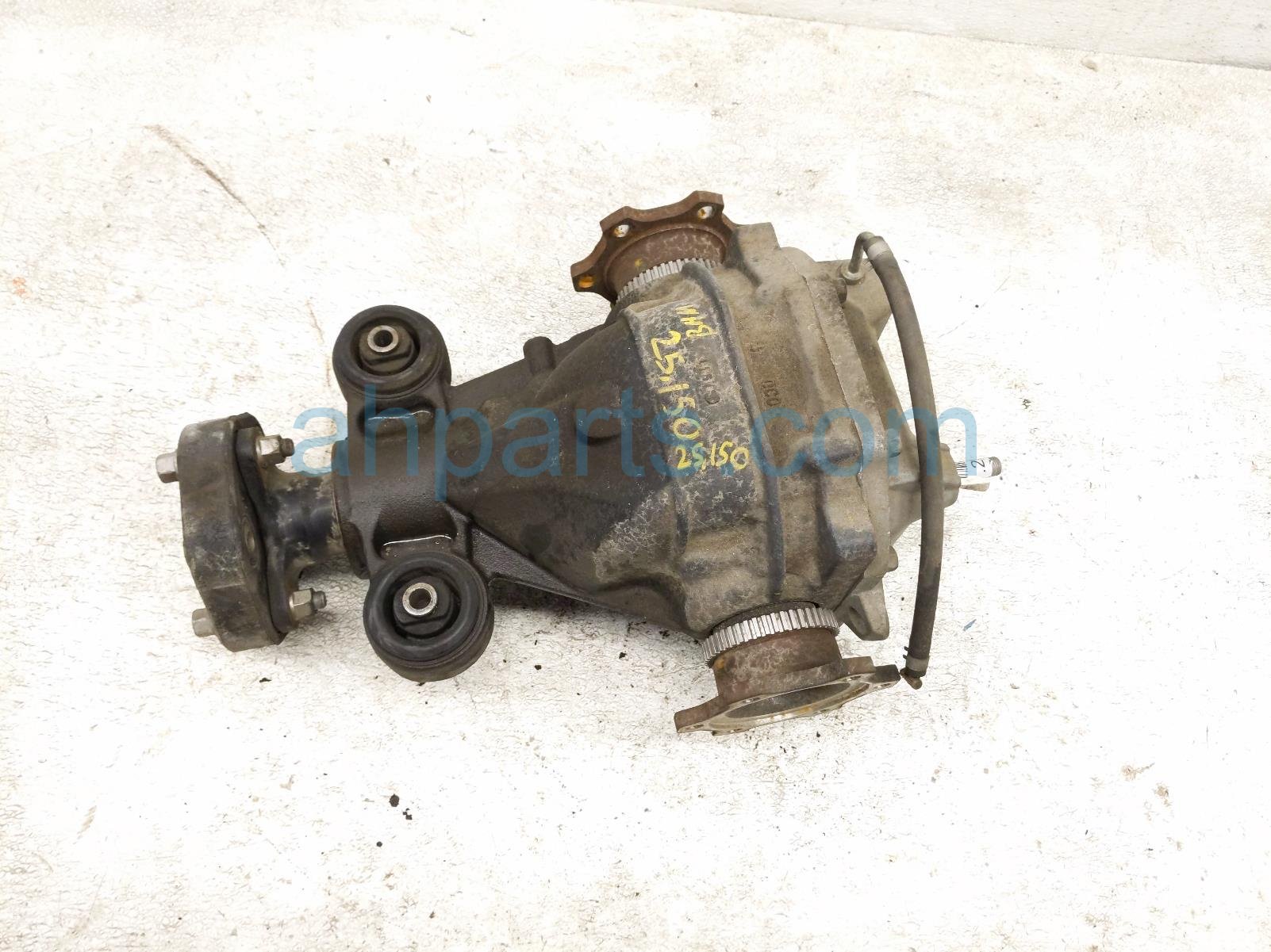 $149 Infiniti REAR DIFFERENTIAL CARRIER $149 Infiniti REAR DIFFERENTIAL CARRIER