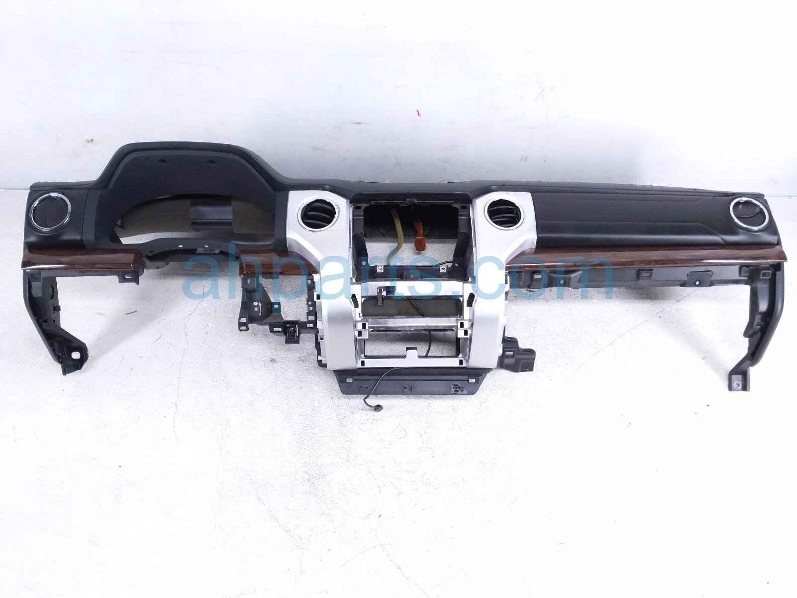 $395 Toyota DASHBOARD W/ AIRBAG $395 Toyota DASHBOARD W/ AIRBAG