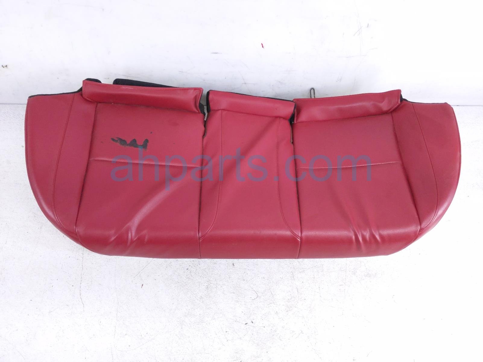 $250 Acura REAR LOWER SEAT CUSHION - RED $250 Acura REAR LOWER SEAT CUSHION - RED