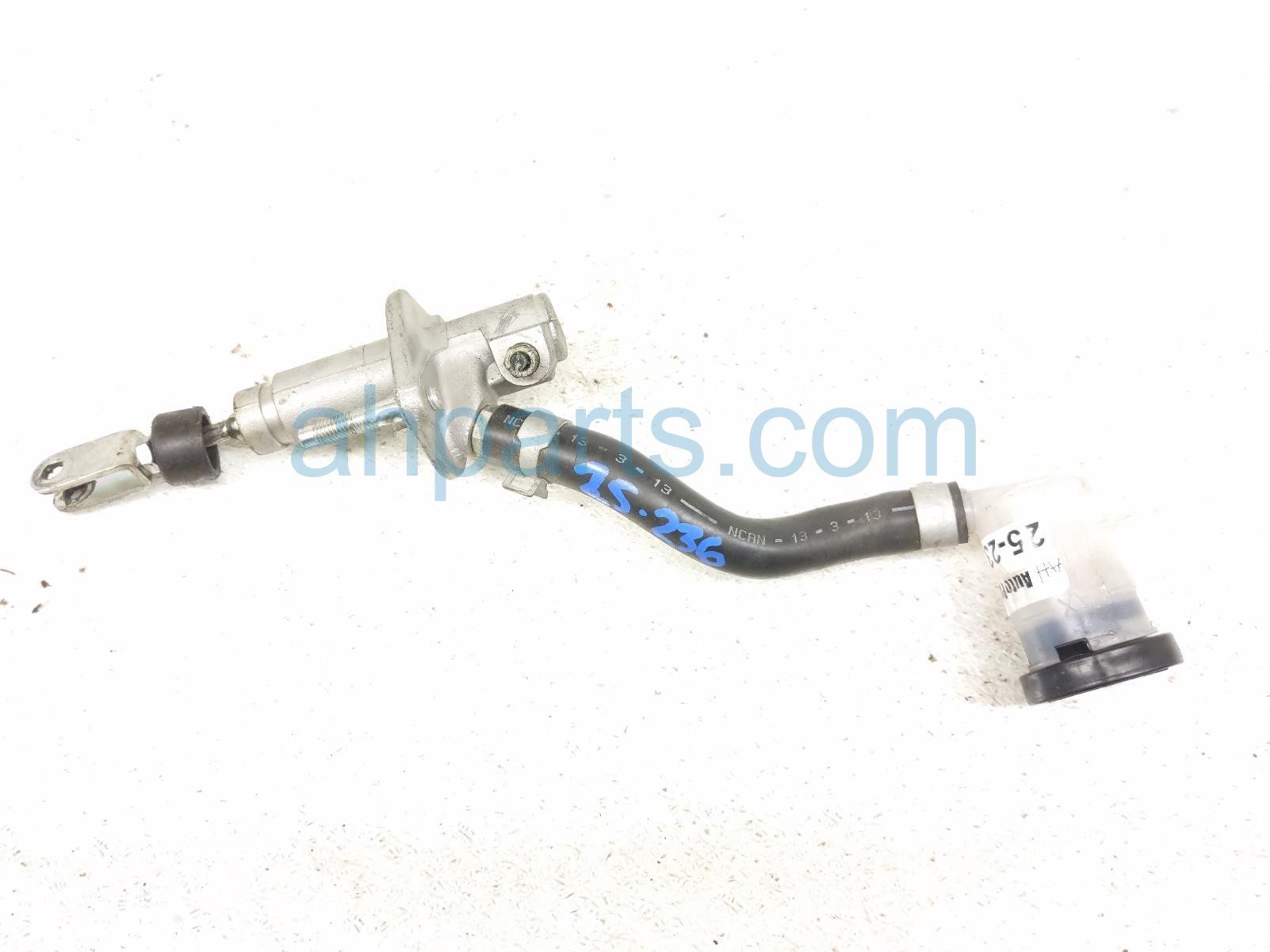 $99 Nissan CLUTCH MASTER CYLINDER - M.T RWD $99 Nissan CLUTCH MASTER CYLINDER - M.T RWD
