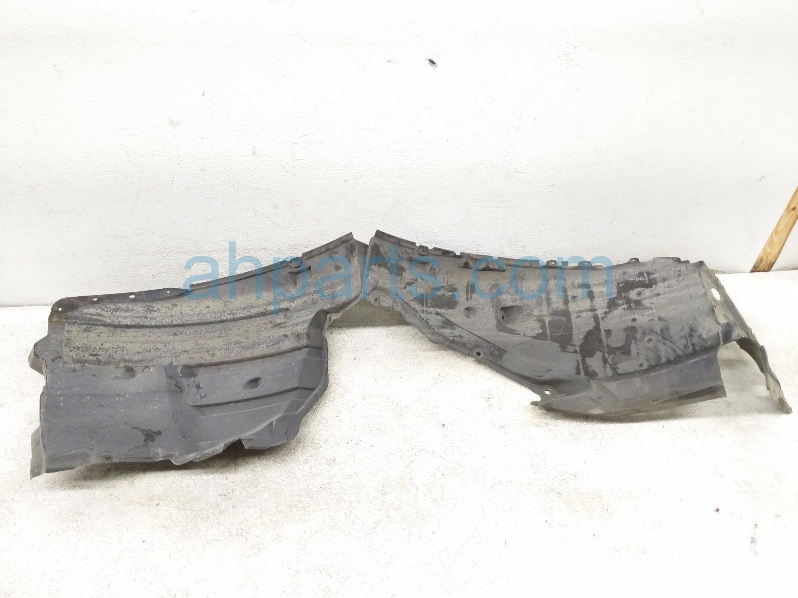 $65 Infiniti FR/RH INNER FENDER LINER $65 Infiniti FR/RH INNER FENDER LINER
