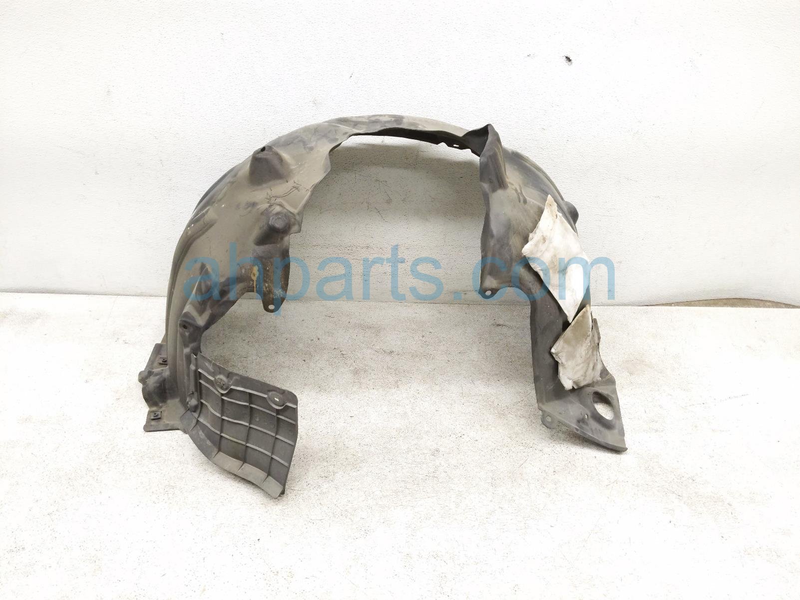$65 Toyota FR/RH INNER FENDER LINER $65 Toyota FR/RH INNER FENDER LINER