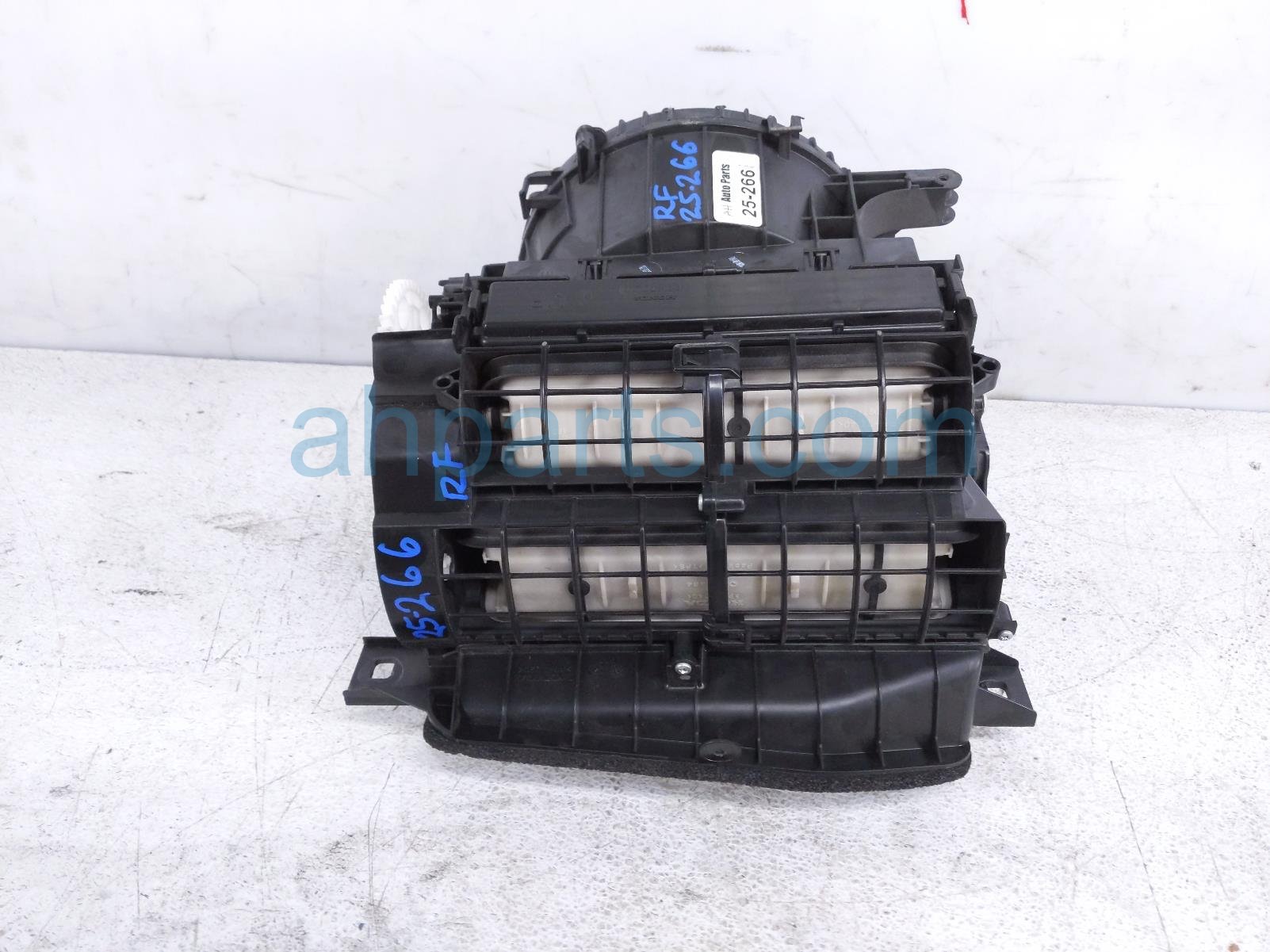 $99 Acura RH BLOWER MOTOR W/HOUSING ASSY $99 Acura RH BLOWER MOTOR W/HOUSING ASSY