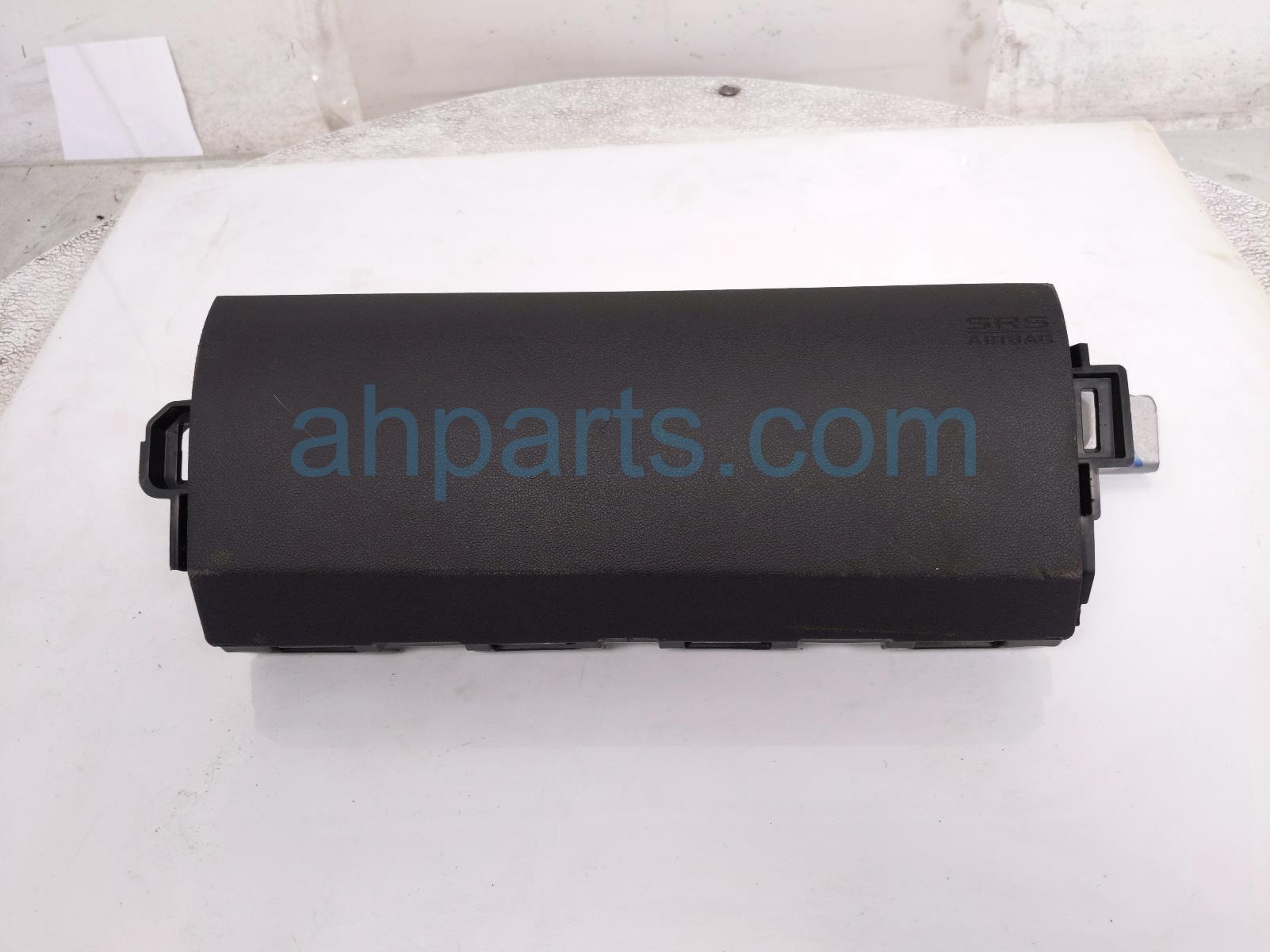 $299 Honda PASSENGER KNEE AIR BAG $299 Honda PASSENGER KNEE AIR BAG