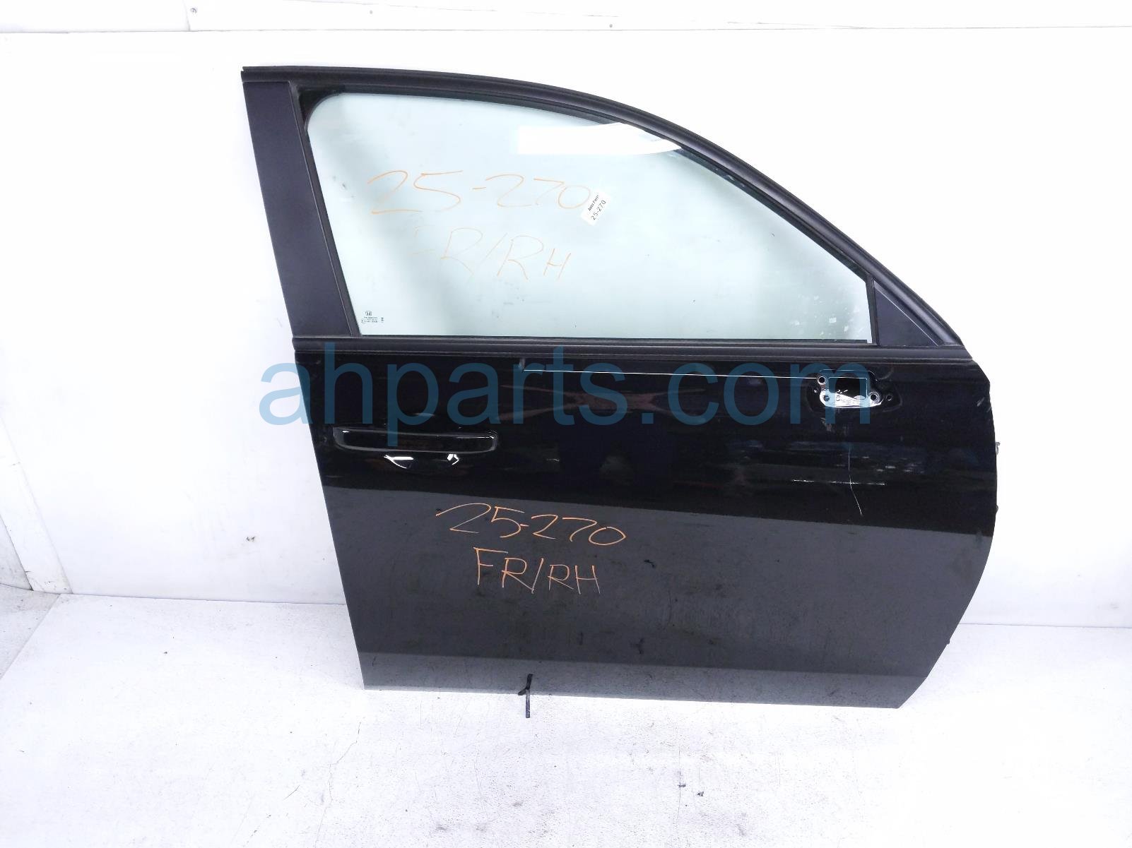 $999 Honda FR/RH DOOR - BLACK - W/GLASS/TRIM $999 Honda FR/RH DOOR - BLACK - W/GLASS/TRIM