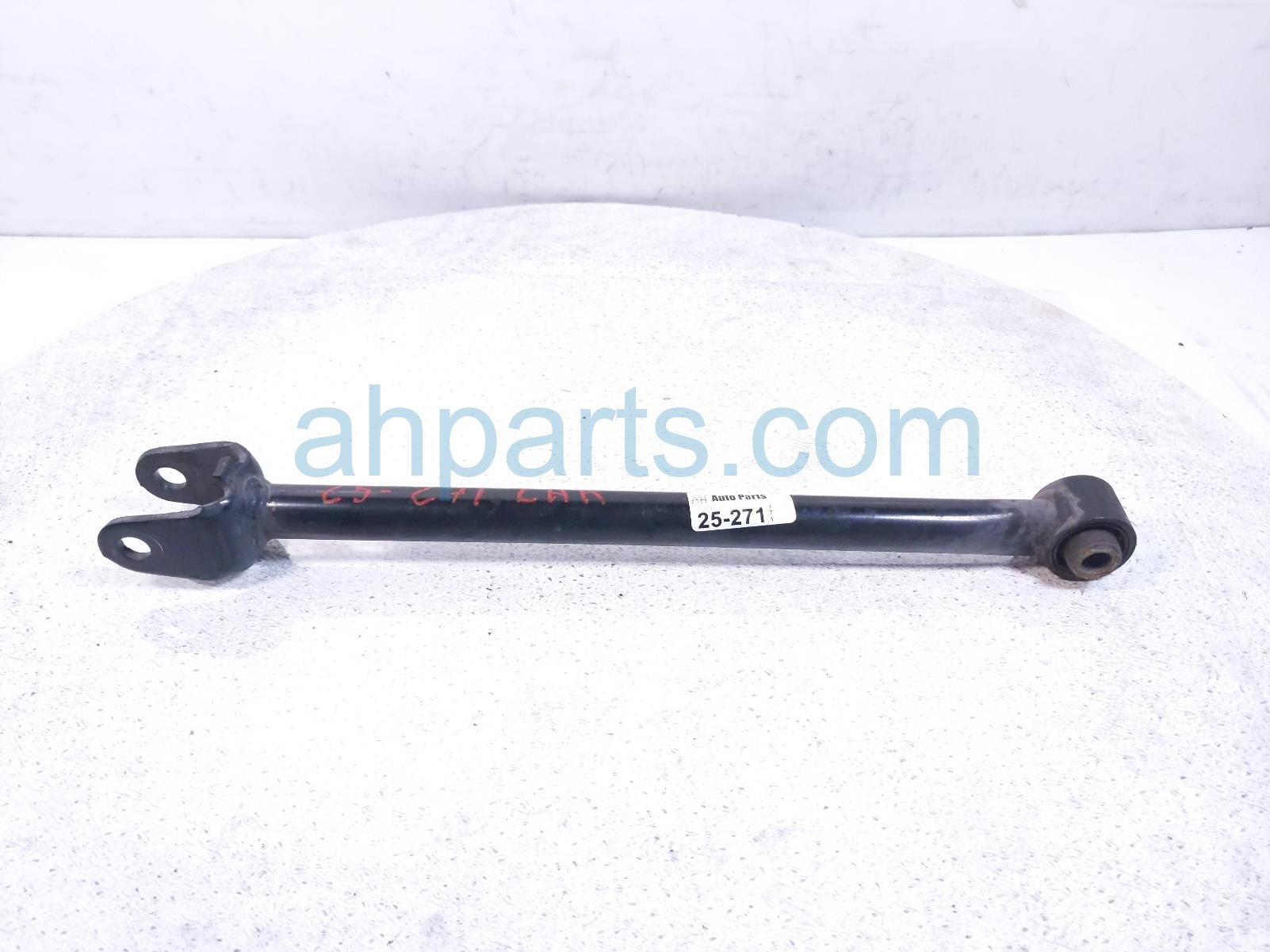 $25 Infiniti RR/LH MAIN CONTROL ARM -