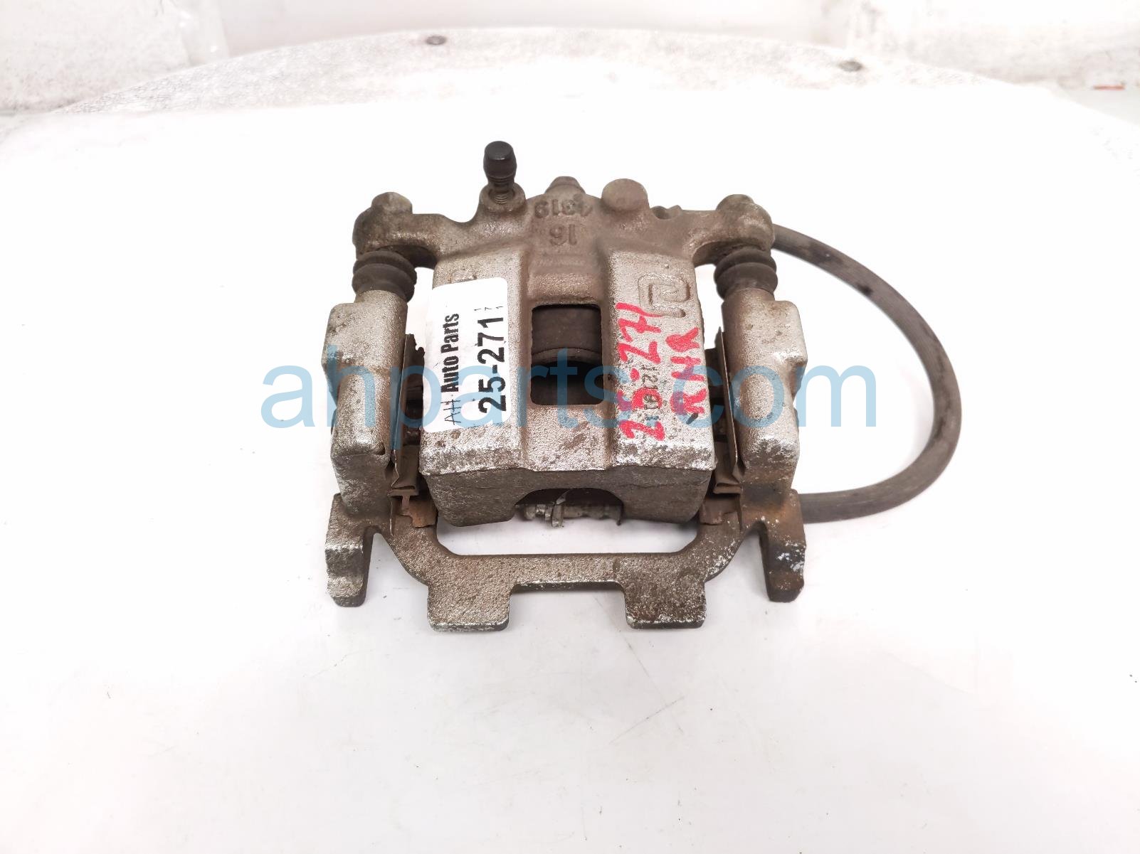 Infiniti CORE RR/RH BRAKE CALIPER