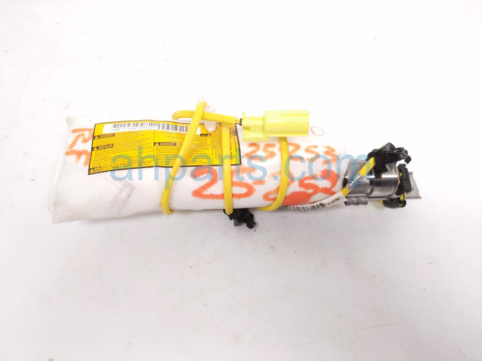 $75 Toyota RH PASSENGER SEAT AIR BAG $75 Toyota RH PASSENGER SEAT AIR BAG