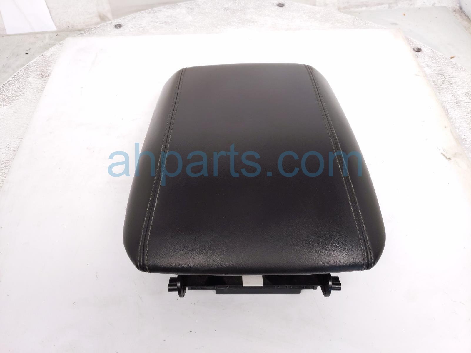 $145 Ford CENTER CONSOLE ARMREST LID - BLK $145 Ford CENTER CONSOLE ARMREST LID - BLK