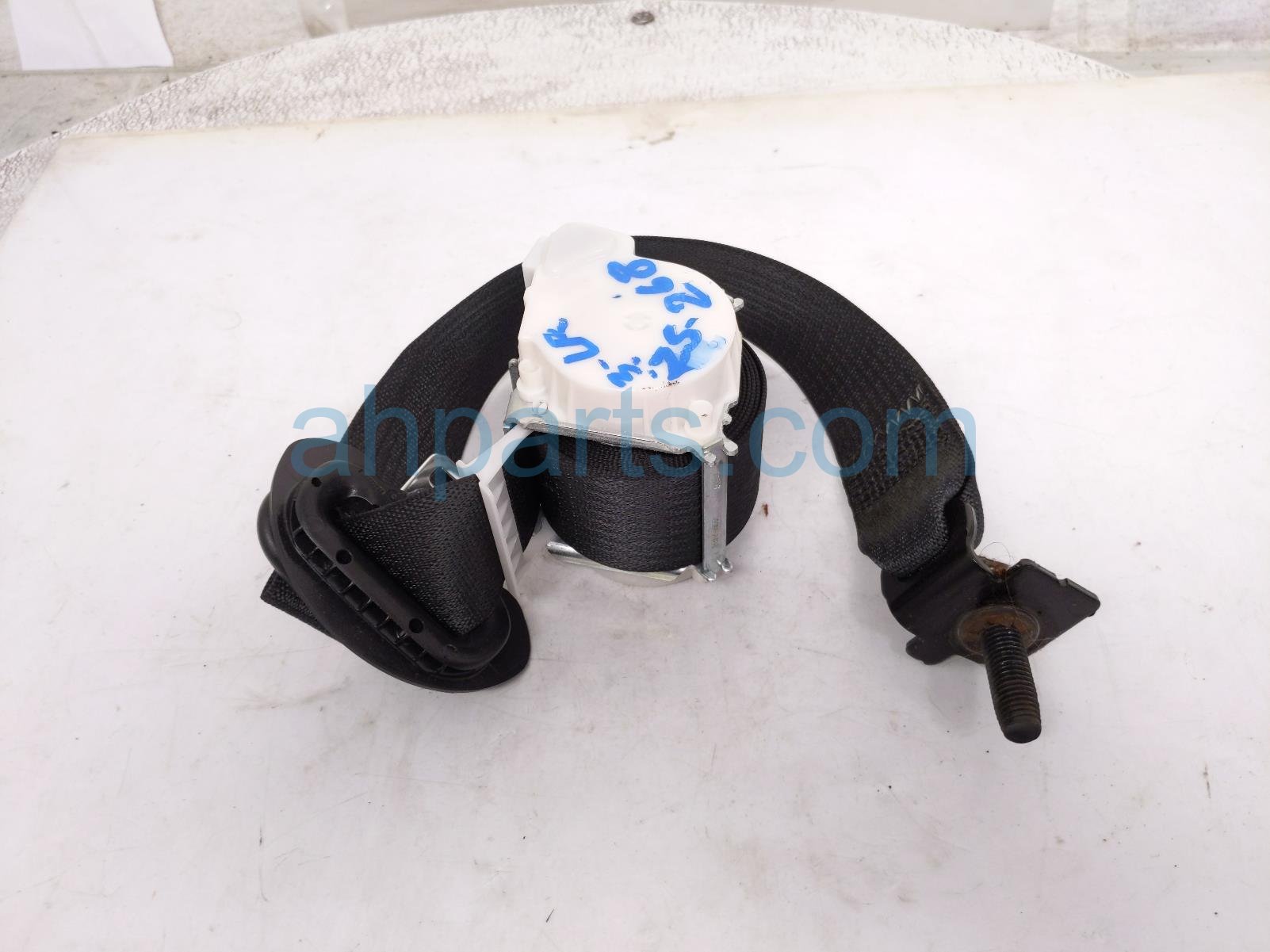 $60 Ford 3RD ROW LH SEAT BELT - BLACK $60 Ford 3RD ROW LH SEAT BELT - BLACK