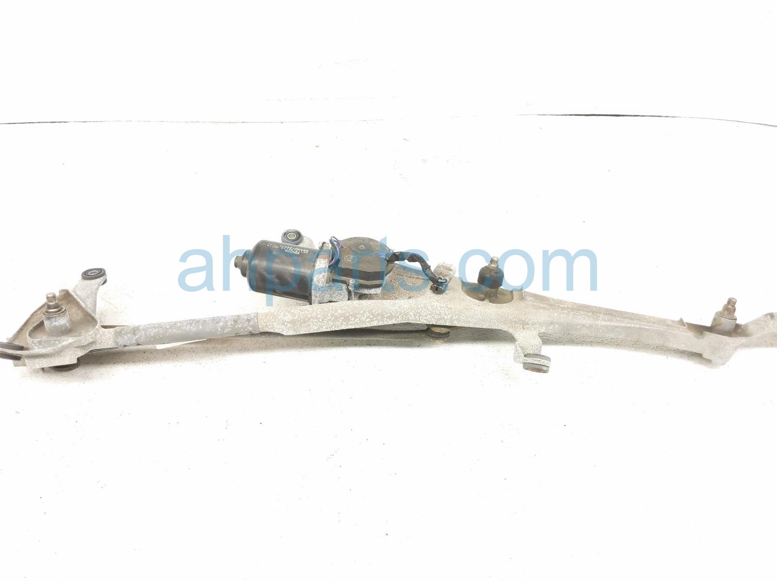 $75 Lexus FRT WINDSHIELD WIPER MOTOR & LINKAGE $75 Lexus FRT WINDSHIELD WIPER MOTOR & LINKAGE