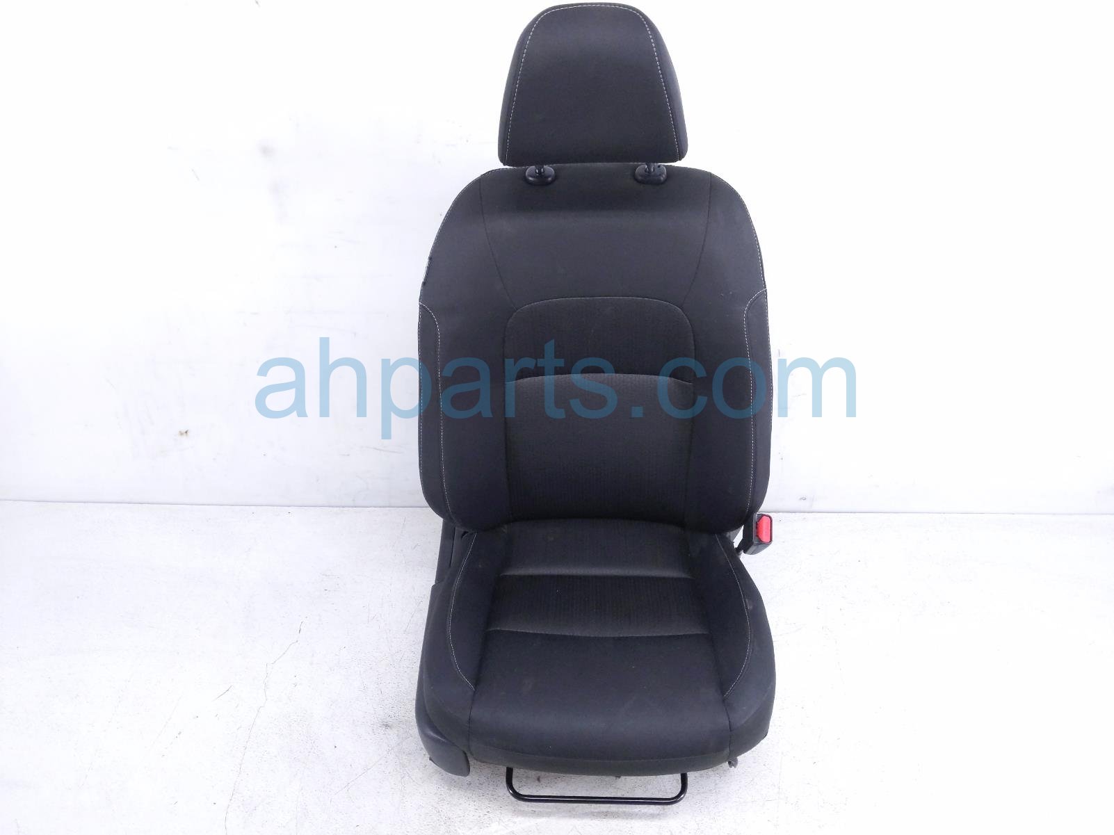 $195 Nissan FR/RH SEAT - BLACK - W/ AIRBAG $195 Nissan FR/RH SEAT - BLACK - W/ AIRBAG