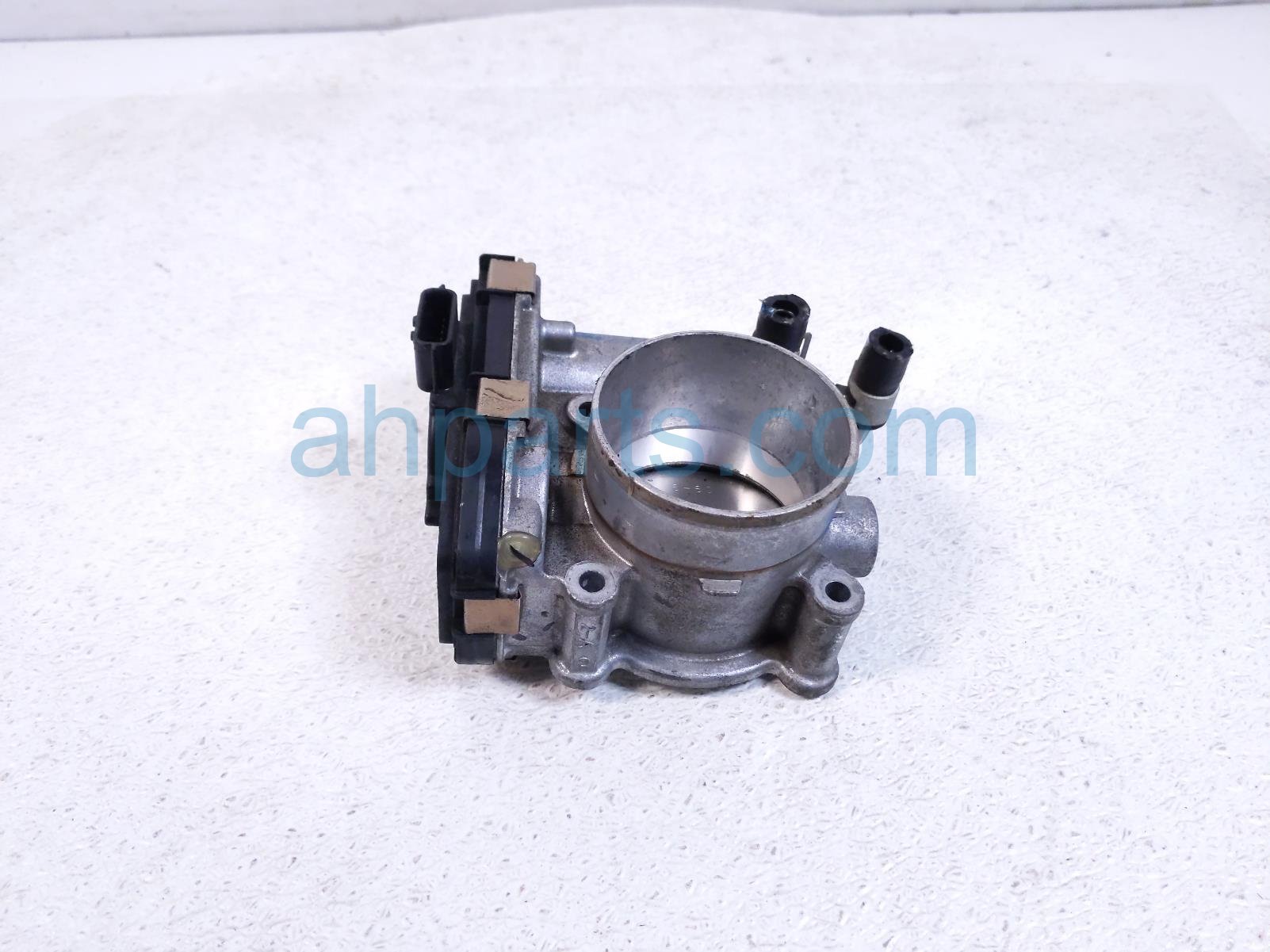 $69 Nissan THROTTLE BODY