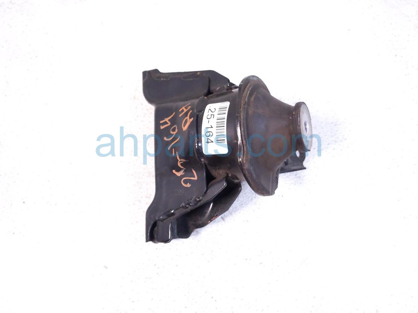 $99 Honda RH ENGINE SIDE MOUNT - 2.4L $99 Honda RH ENGINE SIDE MOUNT - 2.4L