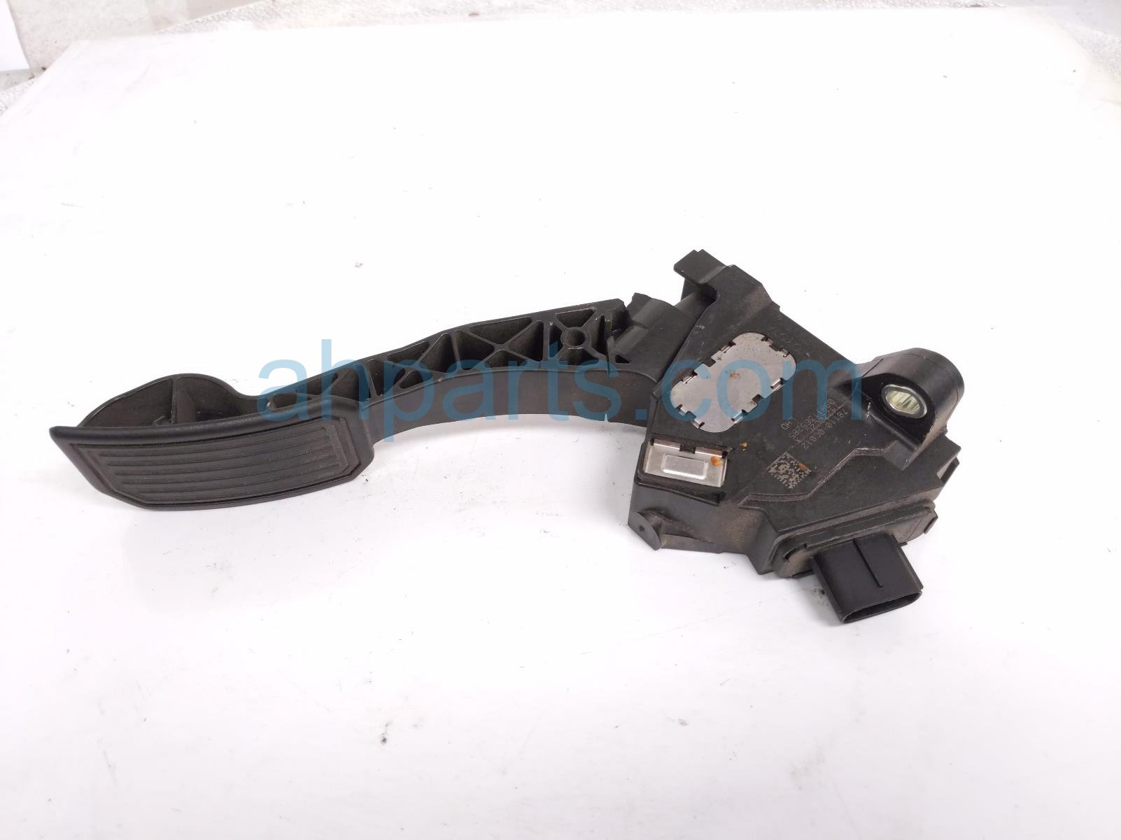 $95 Toyota GAS / ACCELERATOR PEDAL W/SENSOR $95 Toyota GAS / ACCELERATOR PEDAL W/SENSOR
