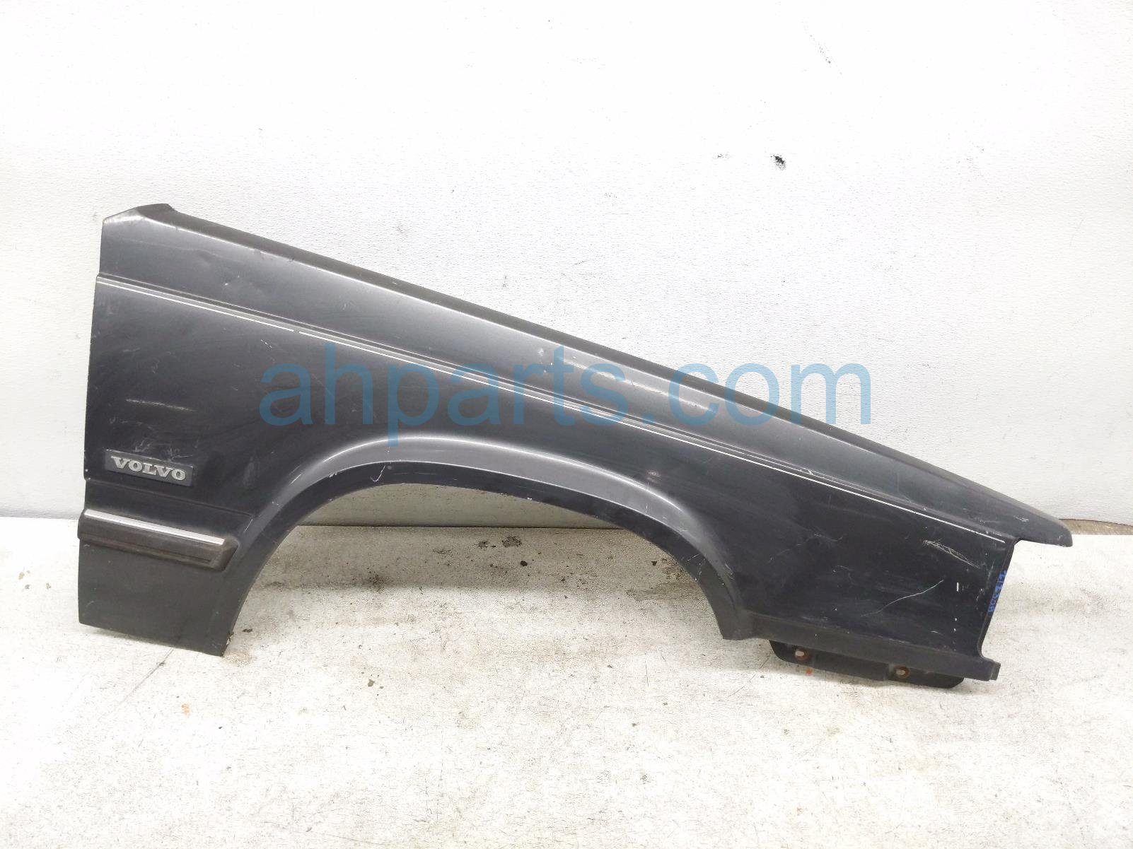 $75 Volvo LH FENDER - GRAY