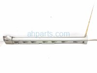 $45 Volvo LH SIDE SKIRT / MOLDING - SILVER WGN $45 Volvo LH SIDE SKIRT / MOLDING - SILVER WGN