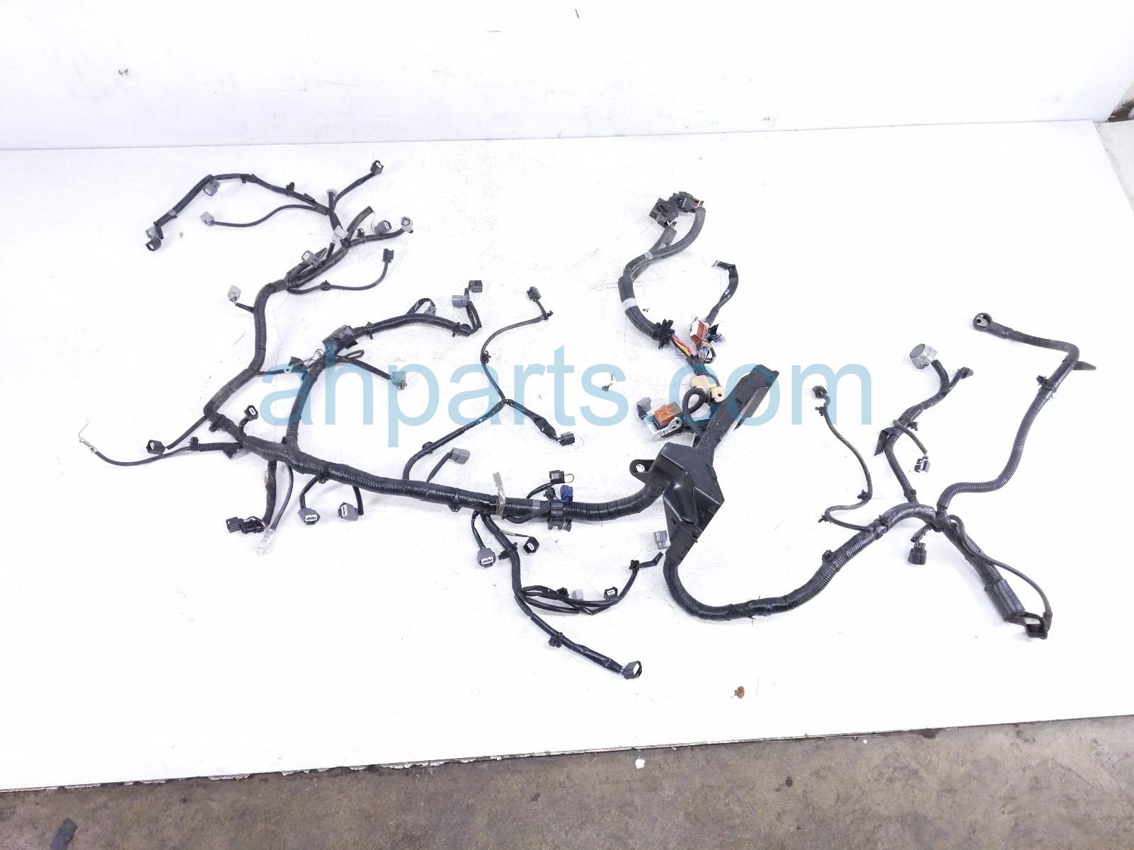 $225 Nissan MAIN ENGINE WIRE HARNESS - 2.5L FWD $225 Nissan MAIN ENGINE WIRE HARNESS - 2.5L FWD