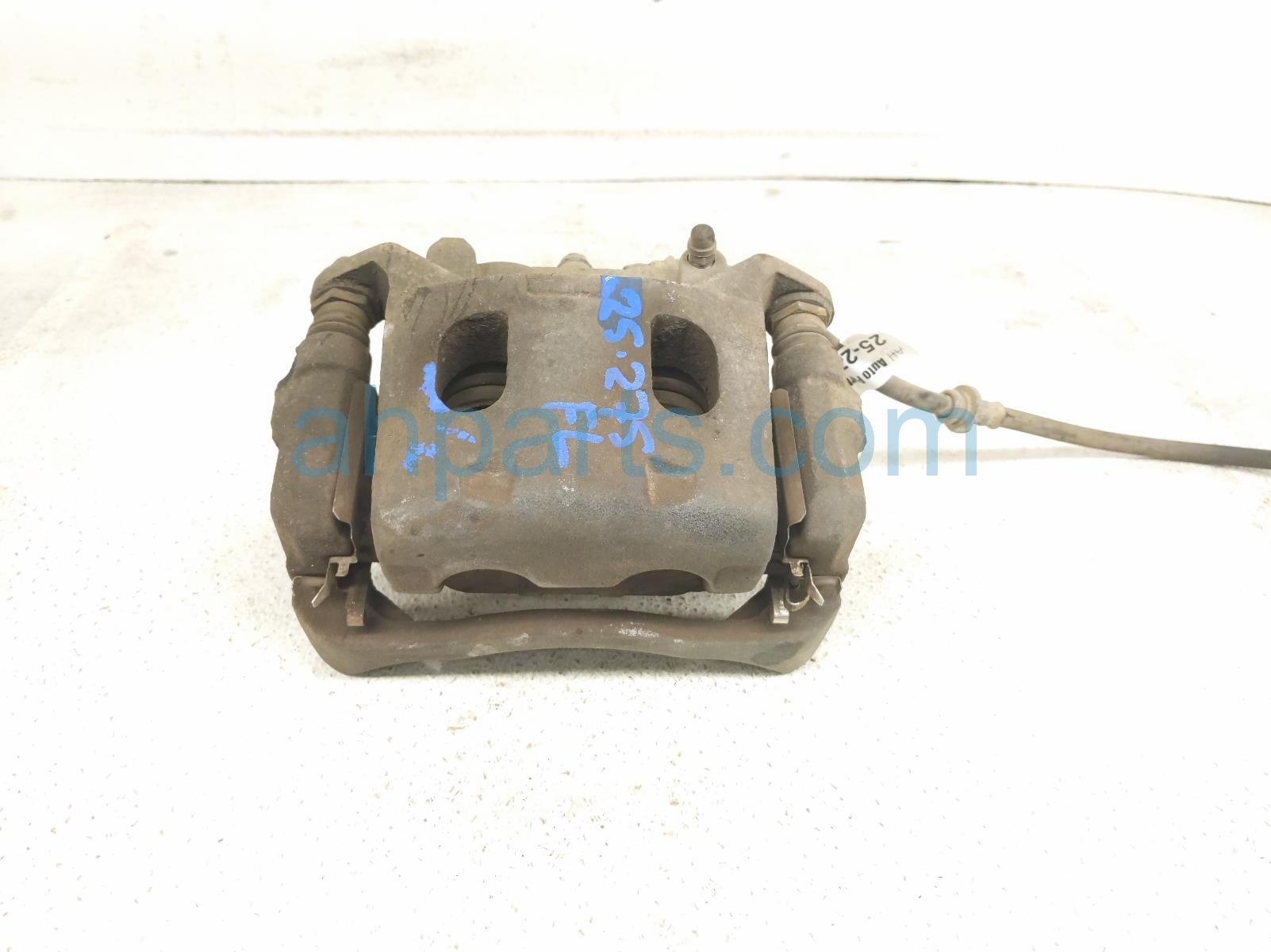 Nissan CORE CORE FR/LH BRAKE CALIPER
