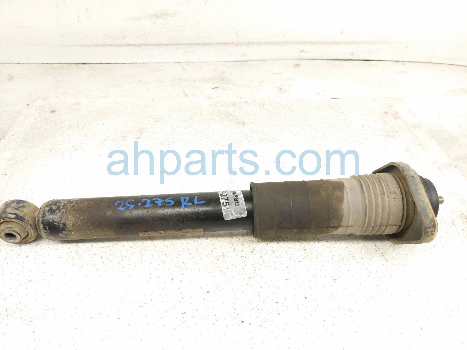 $25 Nissan RR/LH SHOCK ABSORBER