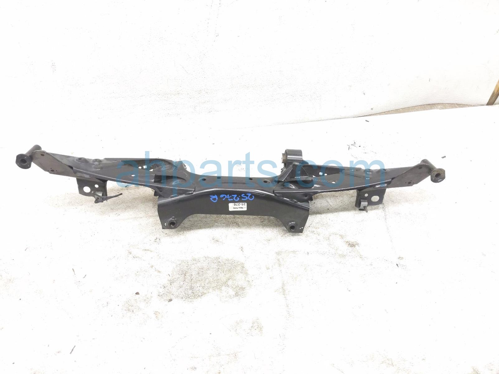 $150 BMW REAR SUB FRAME / CRADLE $150 BMW REAR SUB FRAME / CRADLE