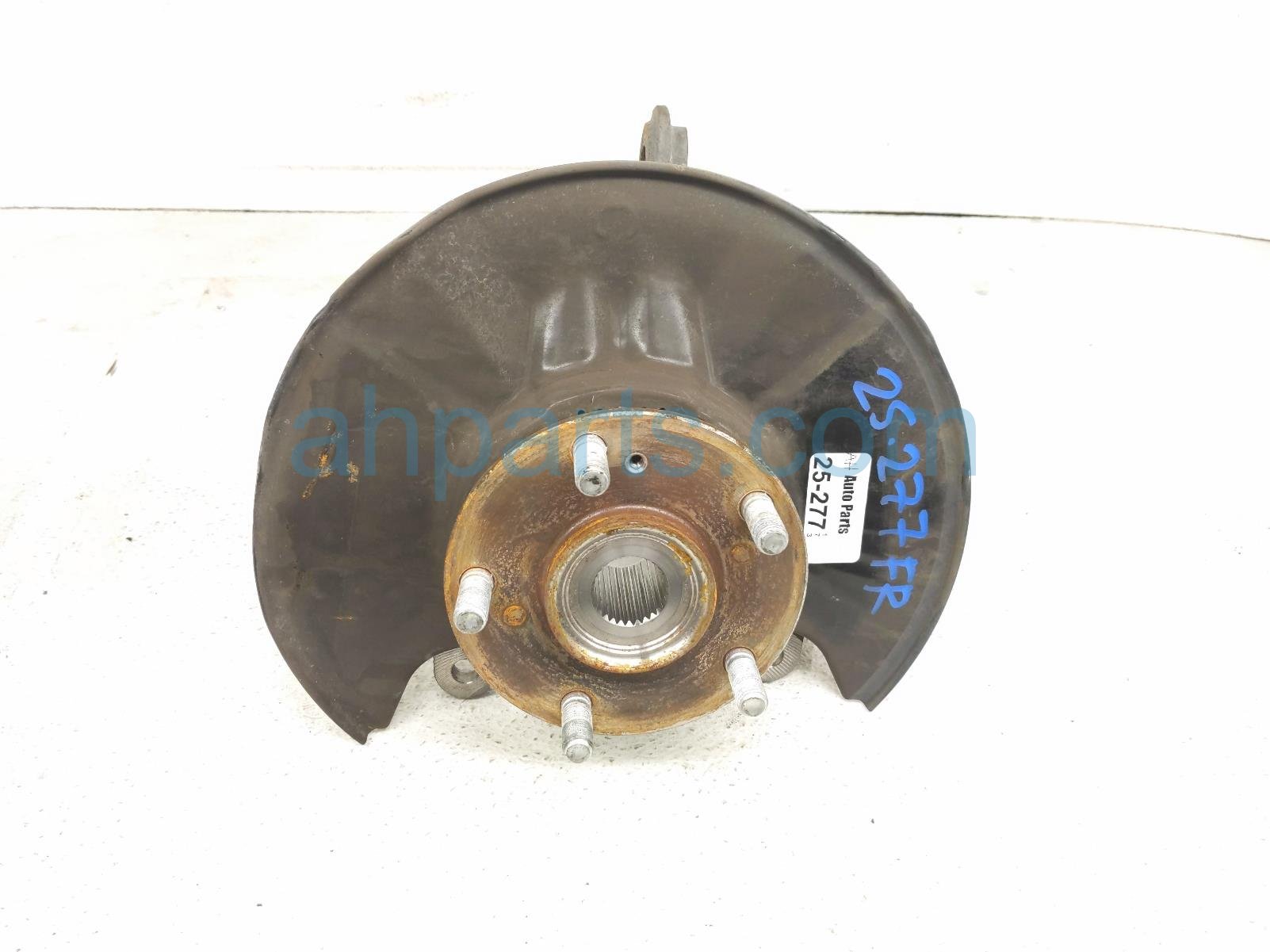 Honda FR/RH SPINDLE KNUCKLE HUB