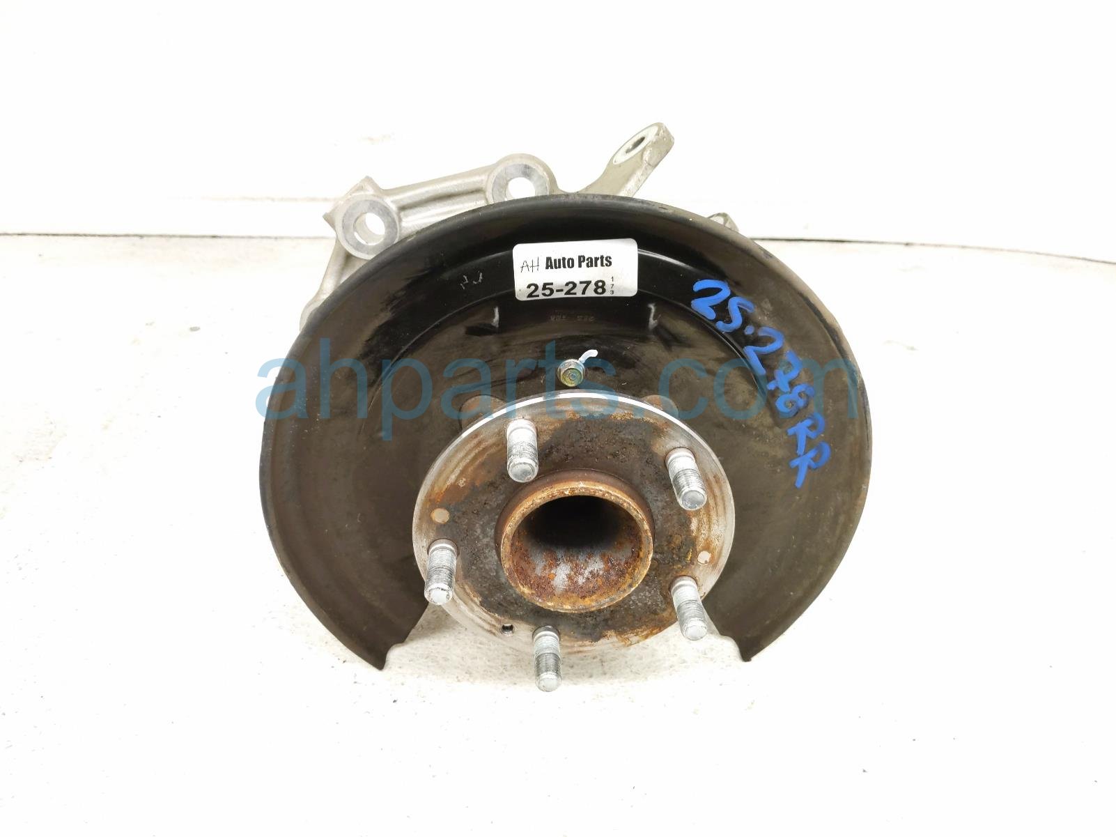 Honda RR/RH SPINDLE KNUCKLE HUB Honda RR/RH SPINDLE KNUCKLE HUB